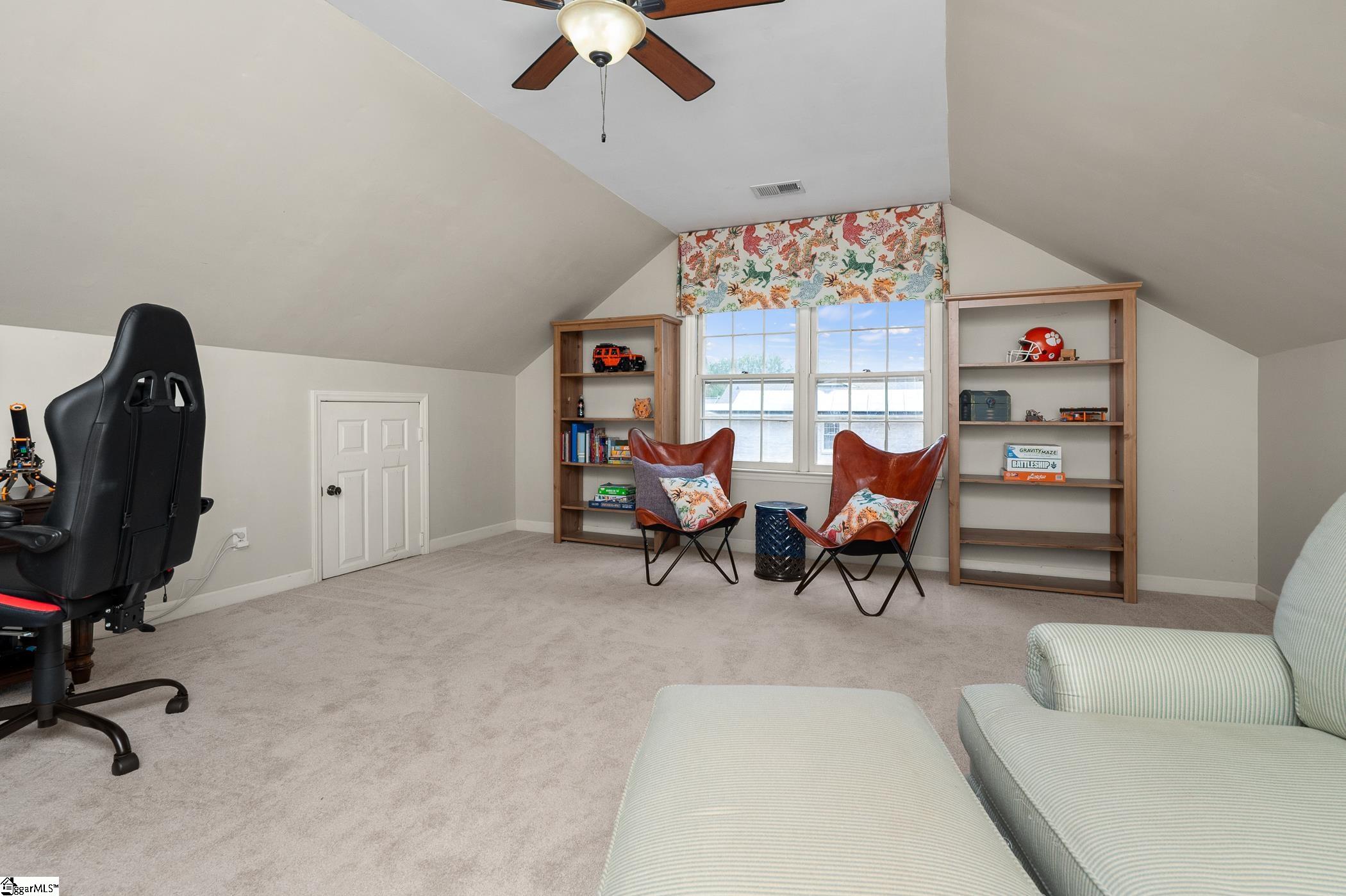 254 Hollis Drive Spartanburg, SC 29307