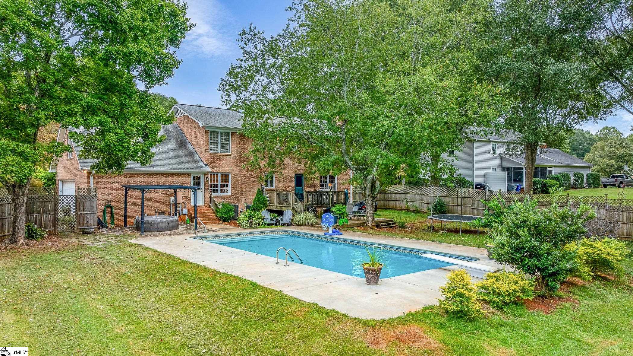 254 Hollis Drive Spartanburg, SC 29307