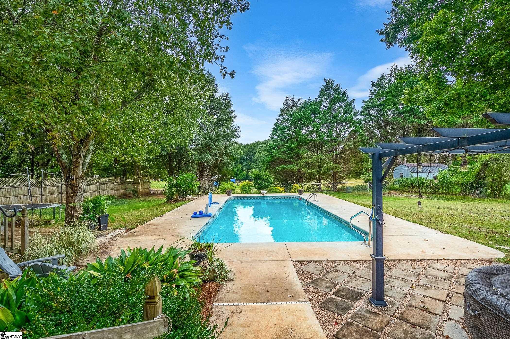 254 Hollis Drive Spartanburg, SC 29307