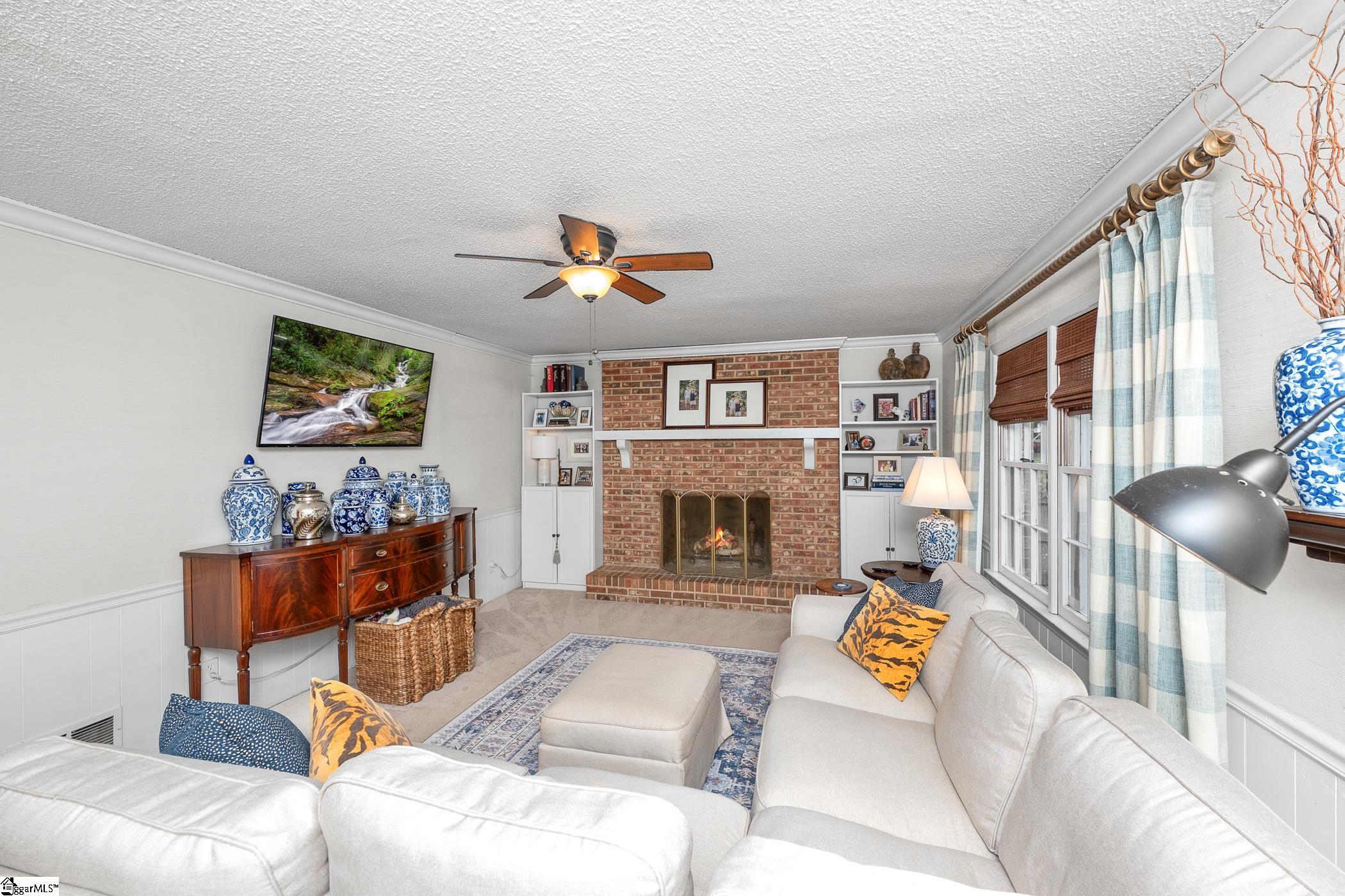 254 Hollis Drive Spartanburg, SC 29307