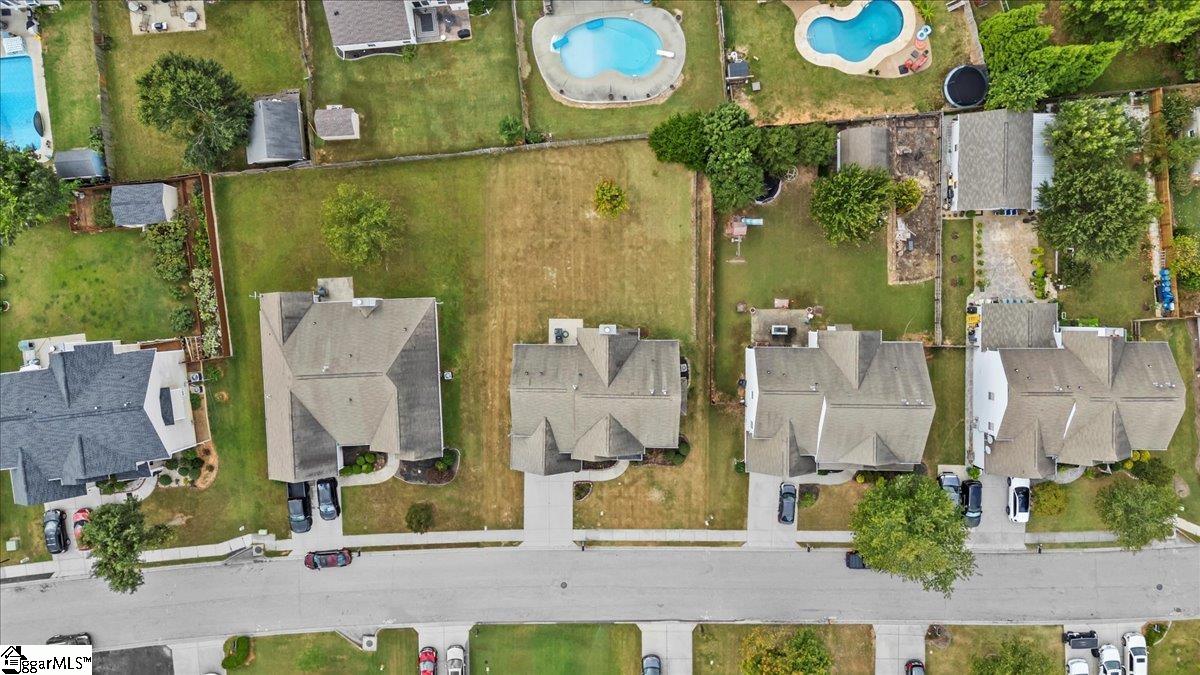 157 Heritage Point Drive Simpsonville, SC 29681