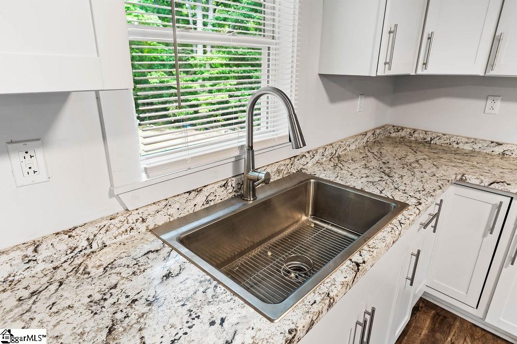 307 Old English Road Union, SC 29379