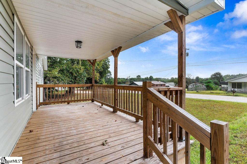 307 Old English Road Union, SC 29379