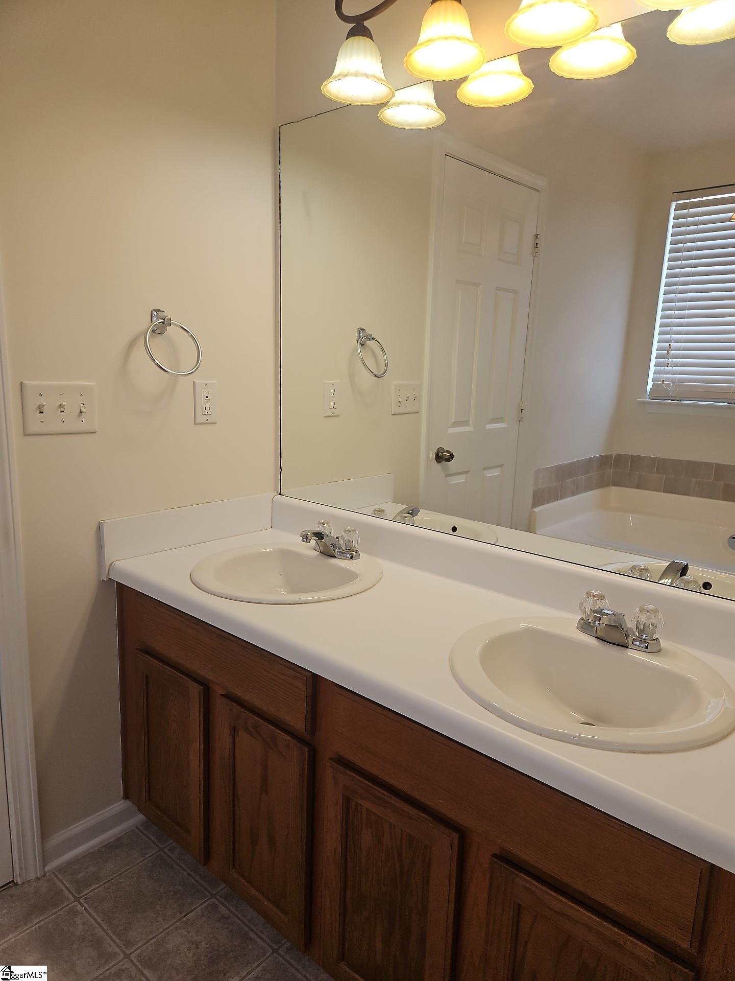 5 Sweet Shade Way Greenville, SC 29605