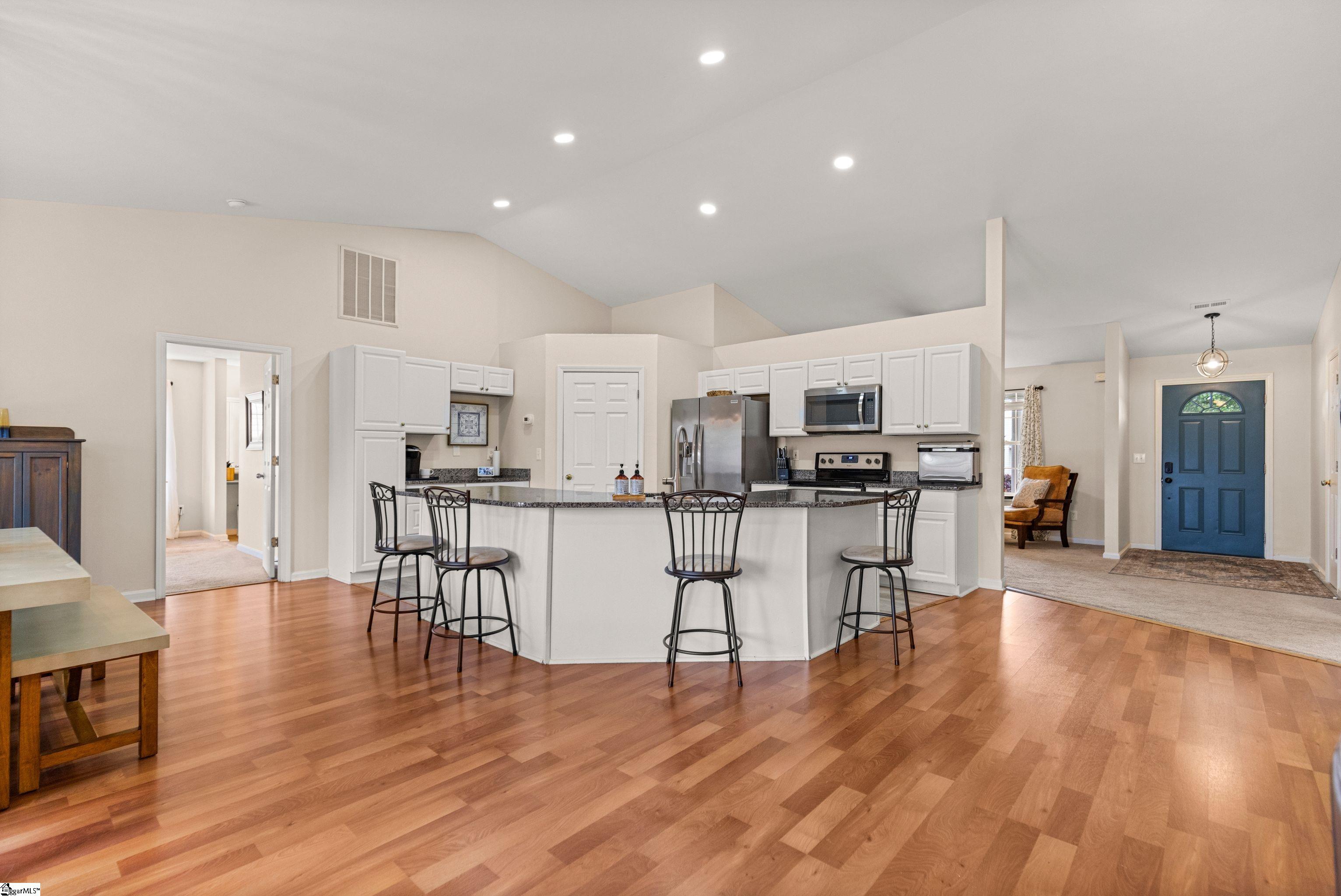3 Bass Way Taylors, SC 29687