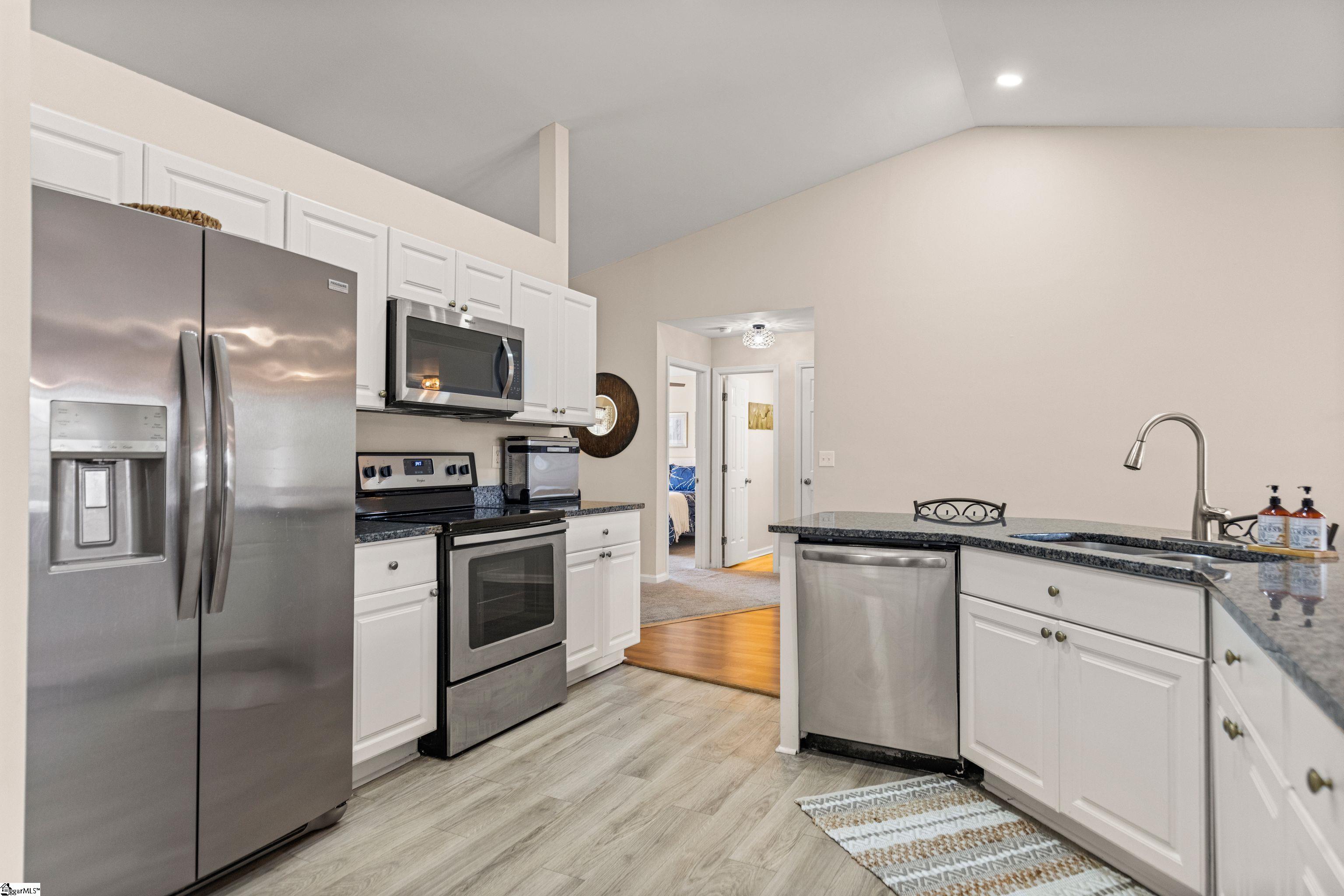 3 Bass Way Taylors, SC 29687
