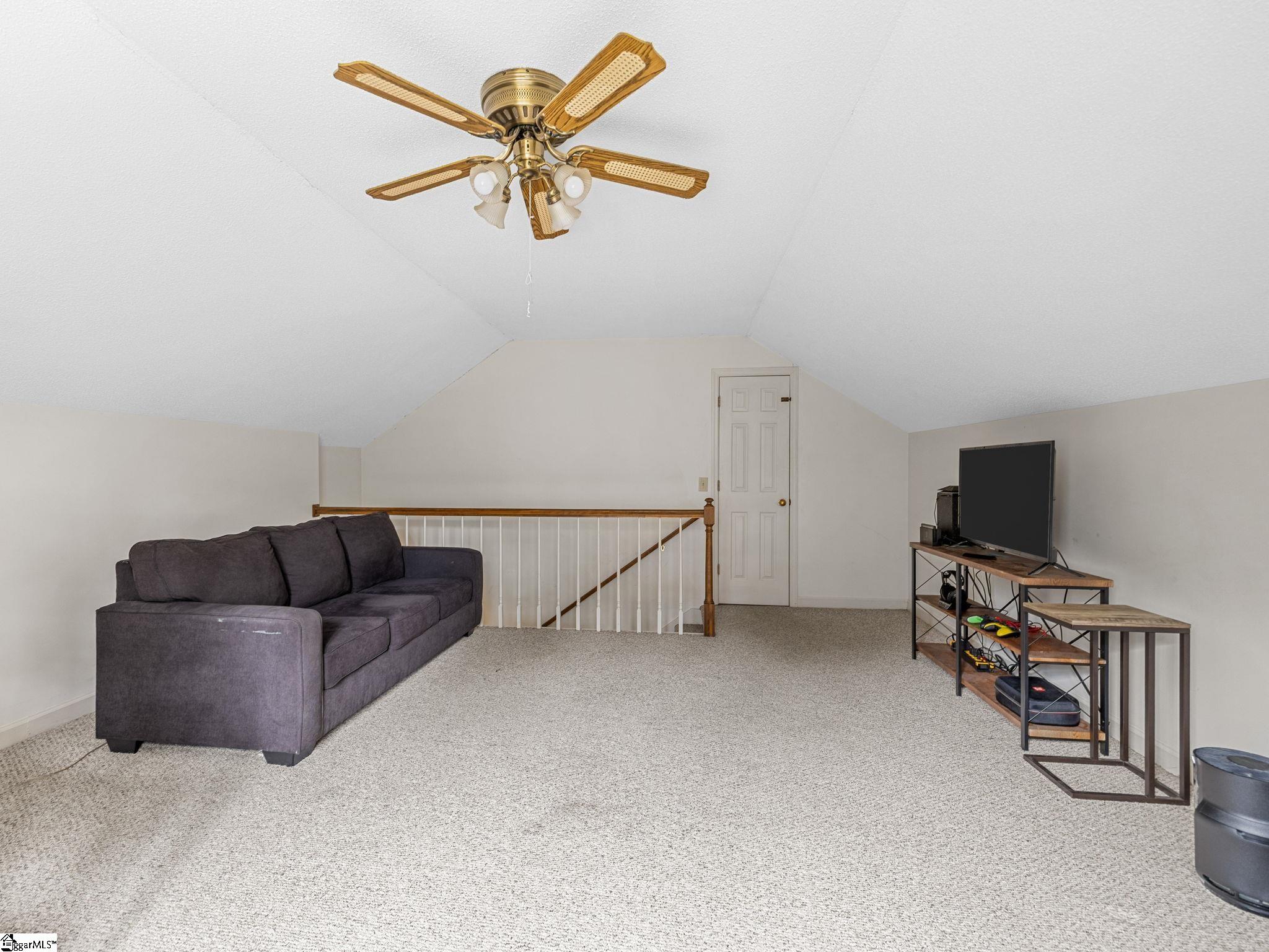 1216 Shoresbrook Road Spartanburg, SC 29301
