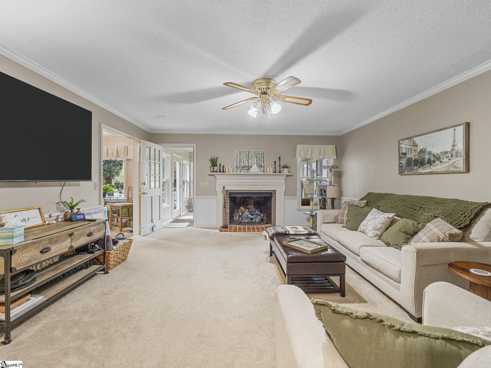 1216 Shoresbrook Road Spartanburg, SC 29301
