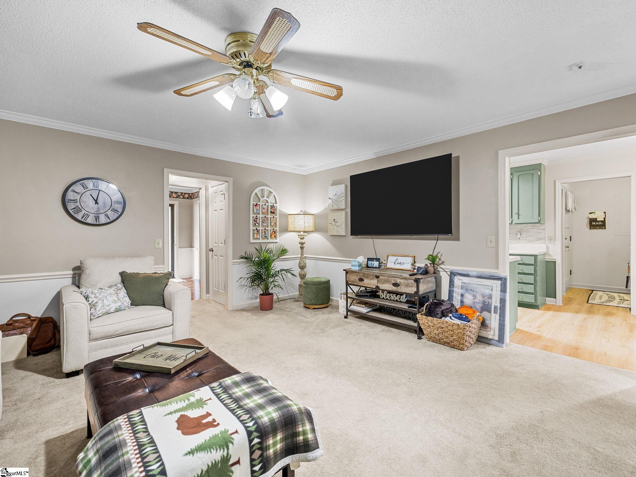 1216 Shoresbrook Road Spartanburg, SC 29301