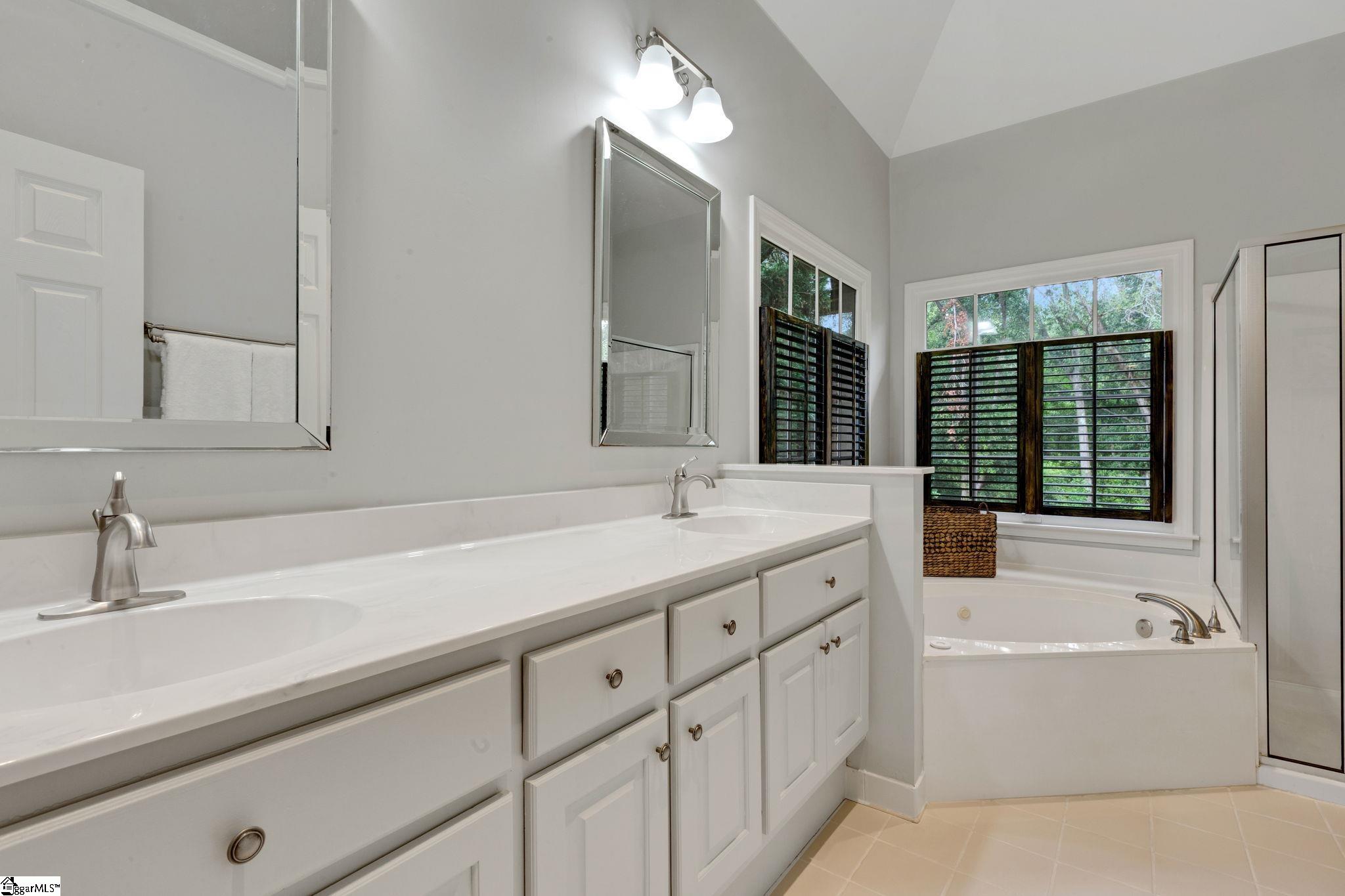 20 English Oak Road Simpsonville, SC 29615