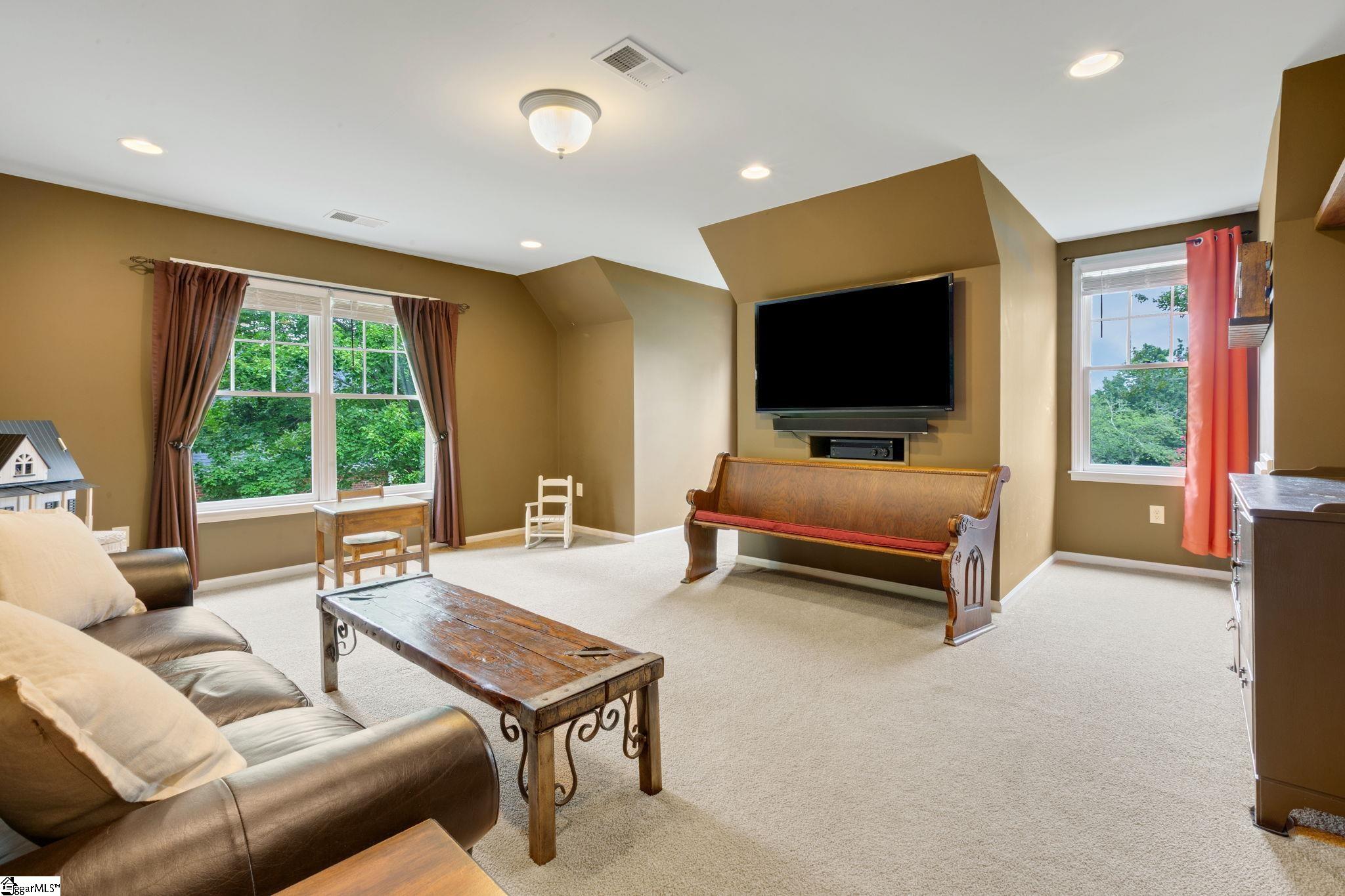 20 English Oak Road Simpsonville, SC 29615
