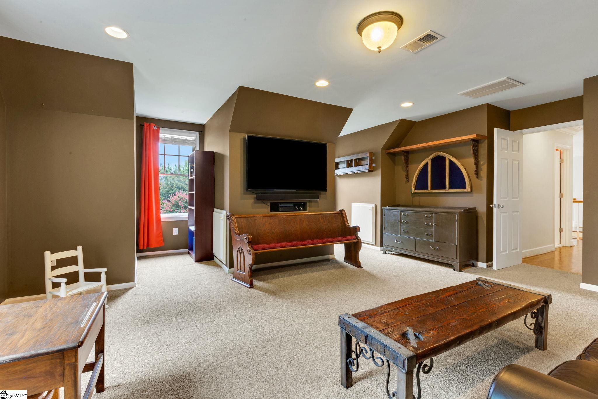 20 English Oak Road Simpsonville, SC 29615