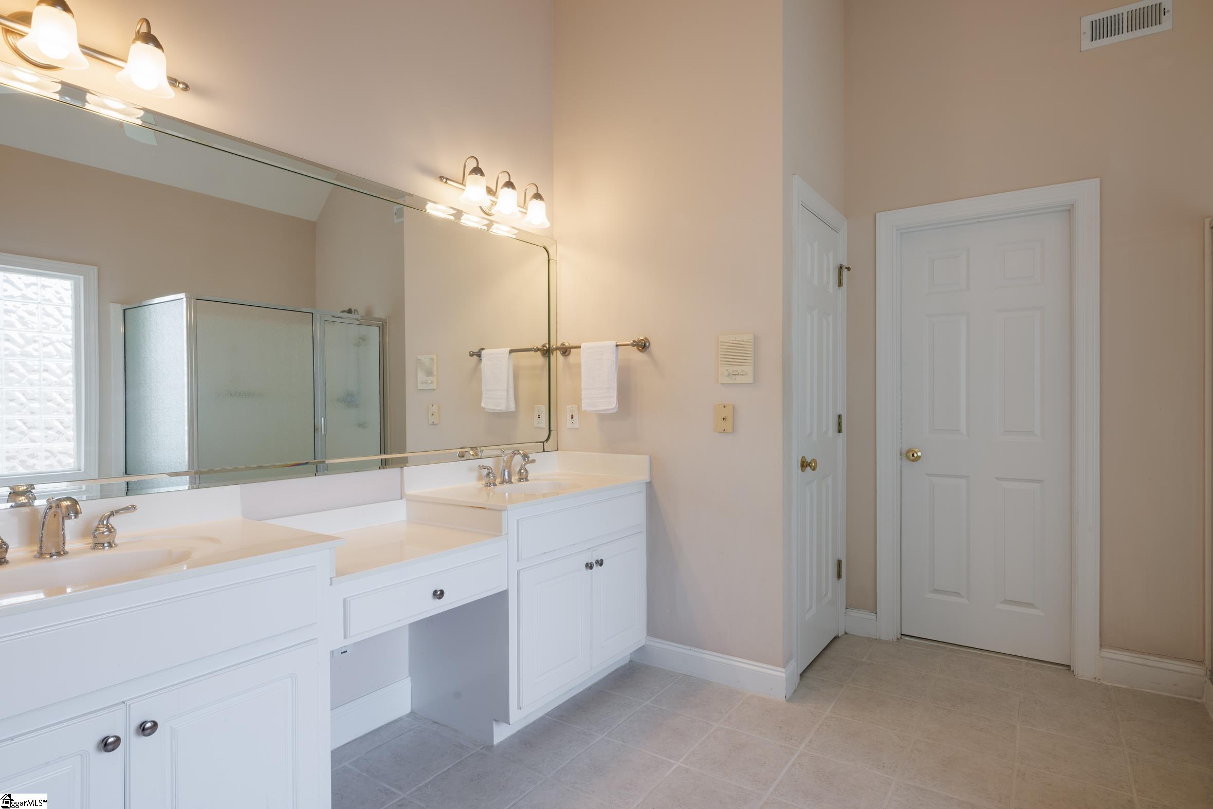 805 Carriage Hill Road Simpsonville, SC 29681