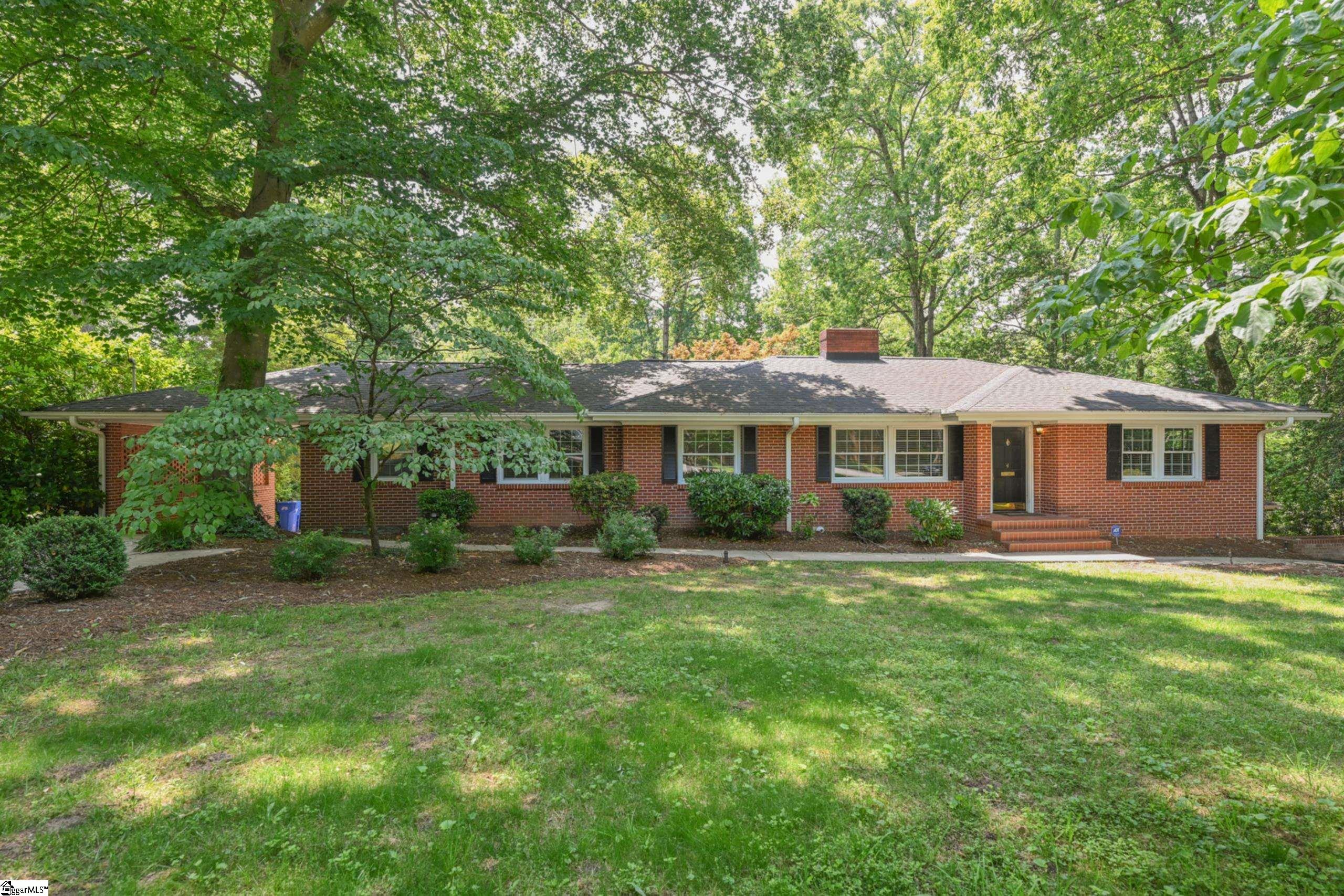 4 Estanolle Street Greenville, SC 29615