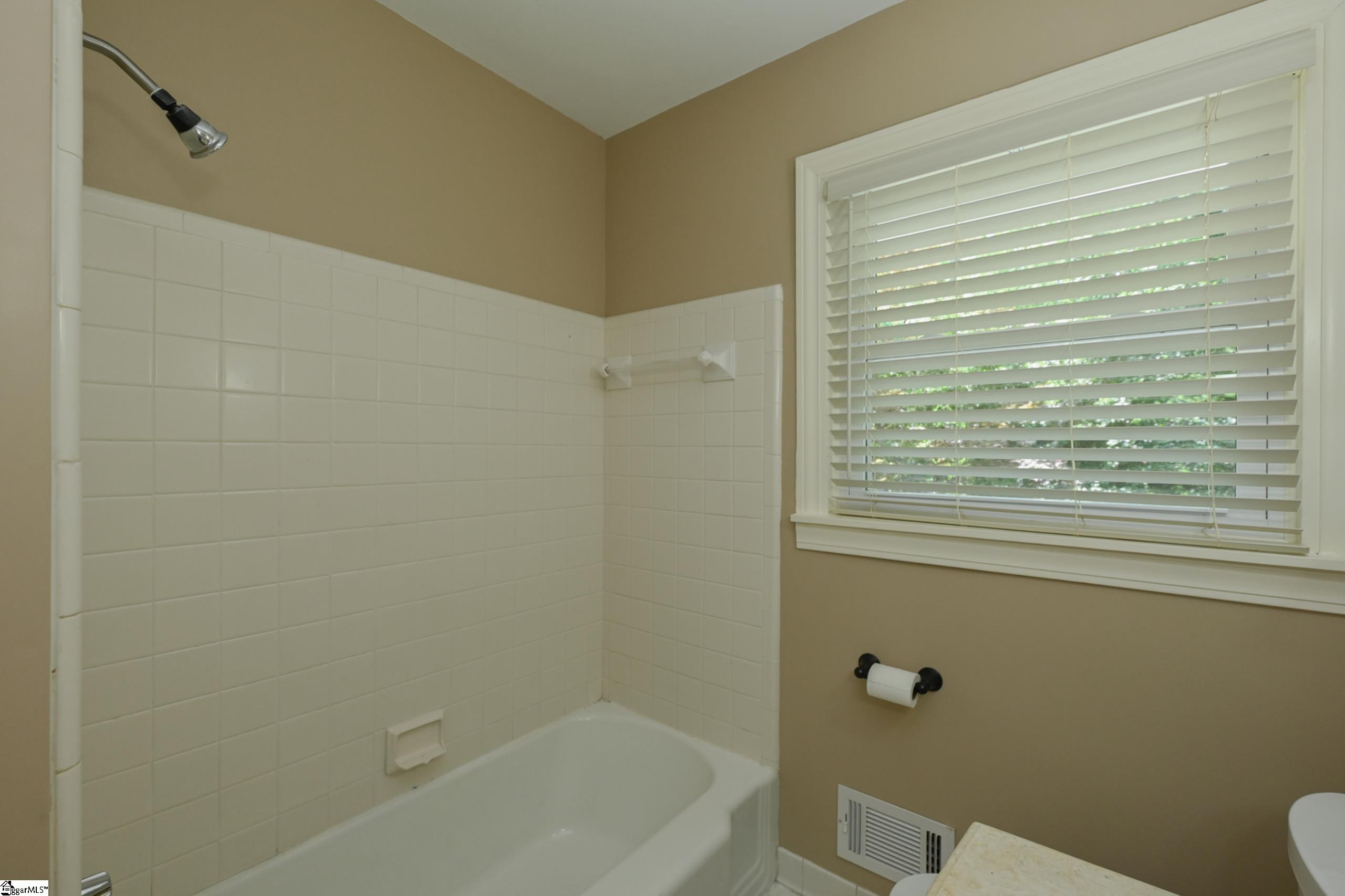 4 Estanolle Street Greenville, SC 29615