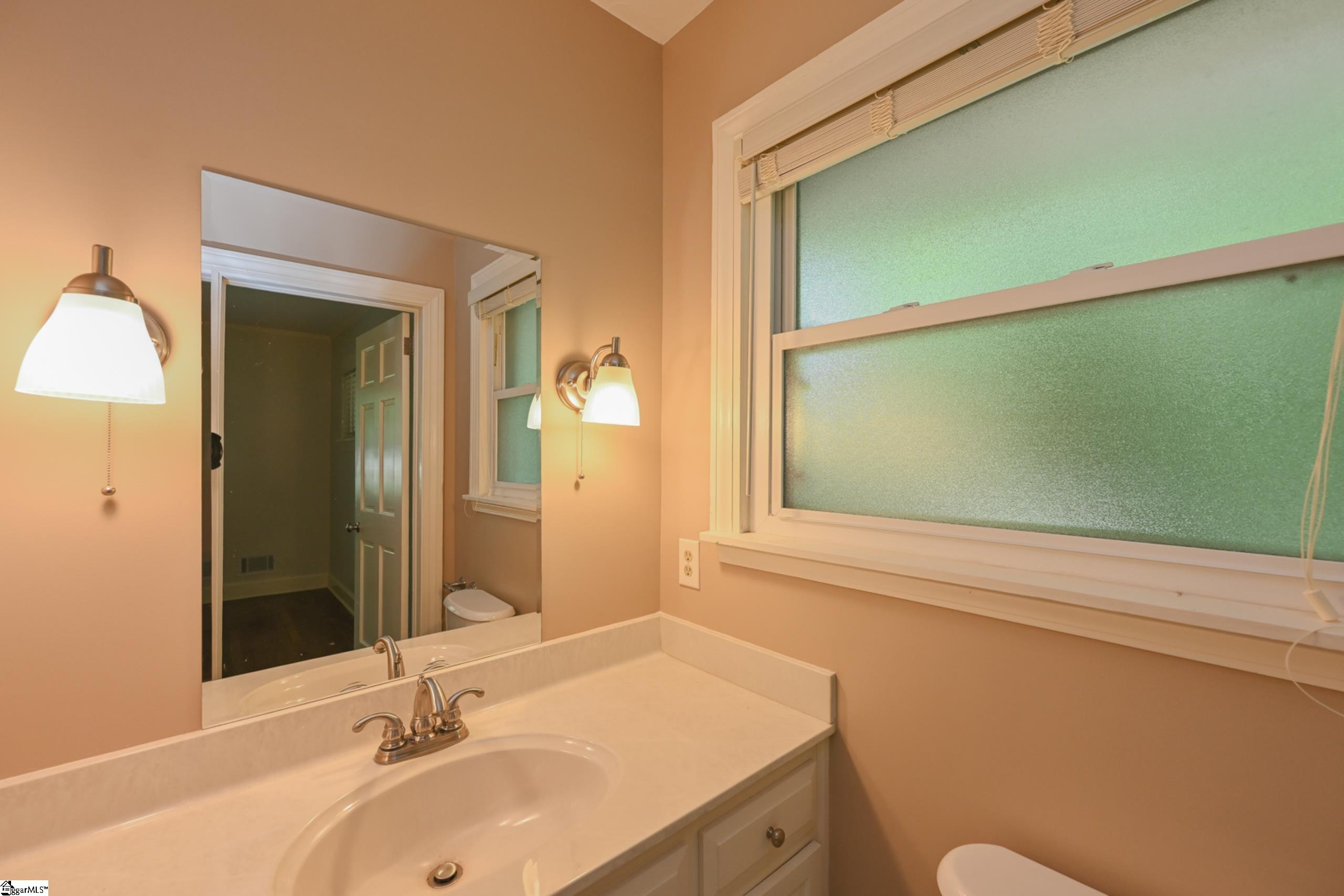 4 Estanolle Street Greenville, SC 29615