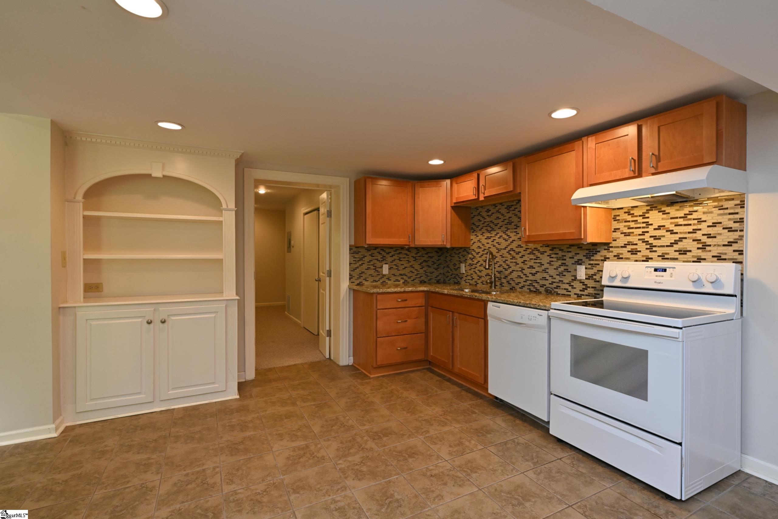 4 Estanolle Street Greenville, SC 29615