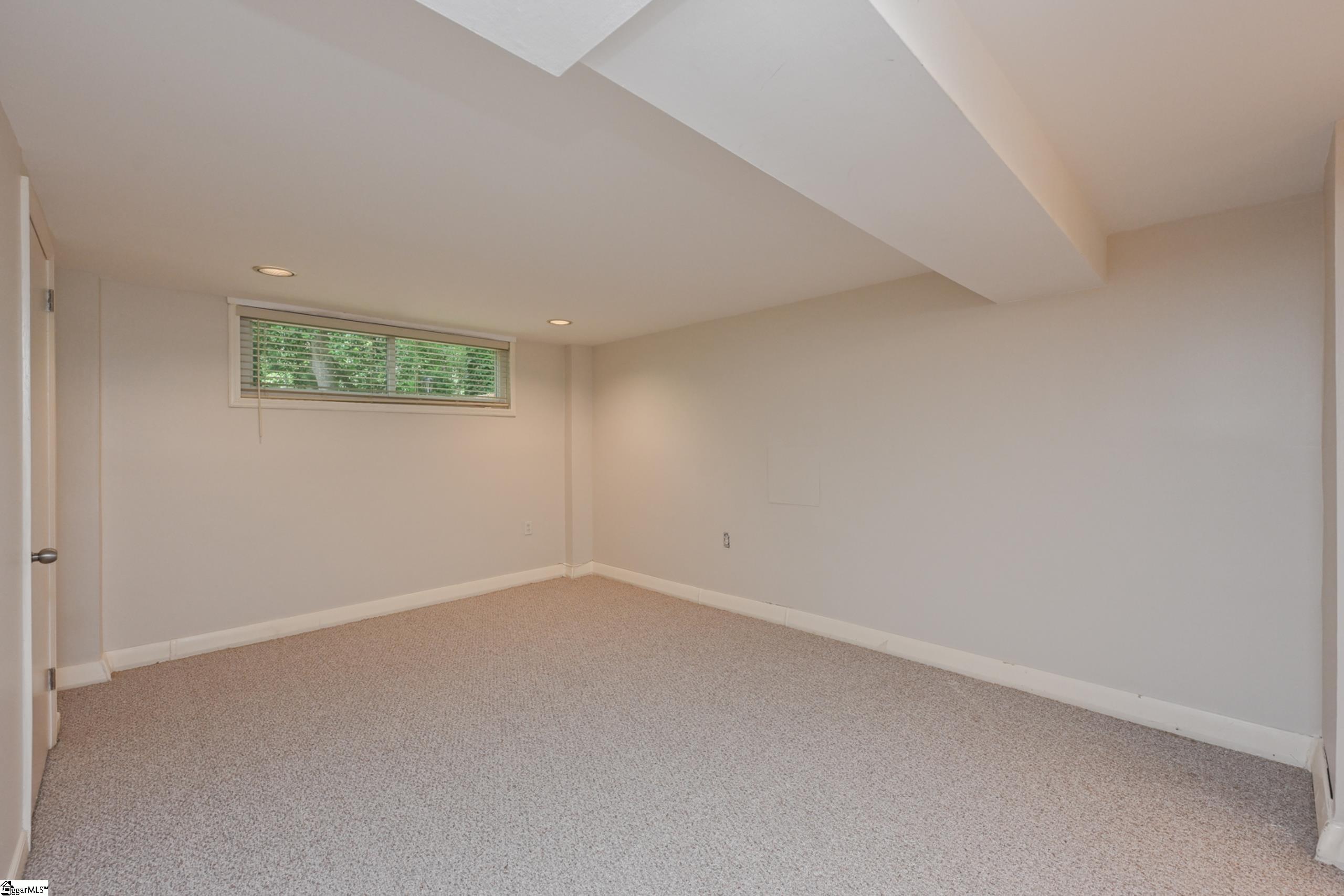4 Estanolle Street Greenville, SC 29615