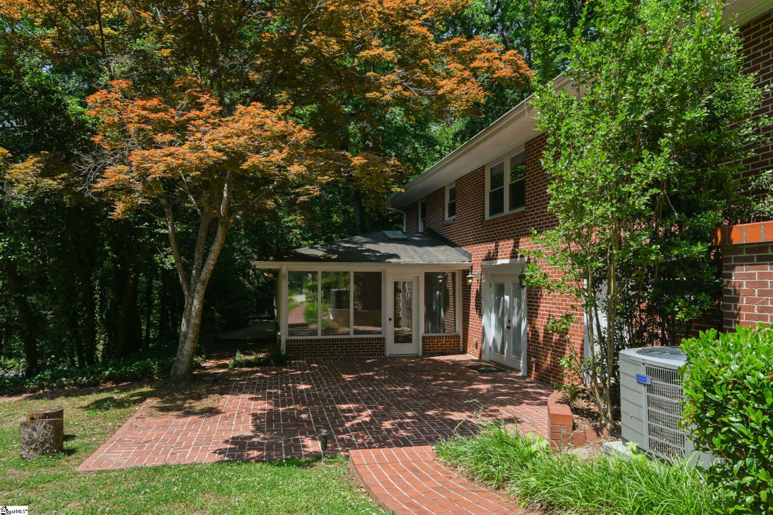 4 Estanolle Street Greenville, SC 29615