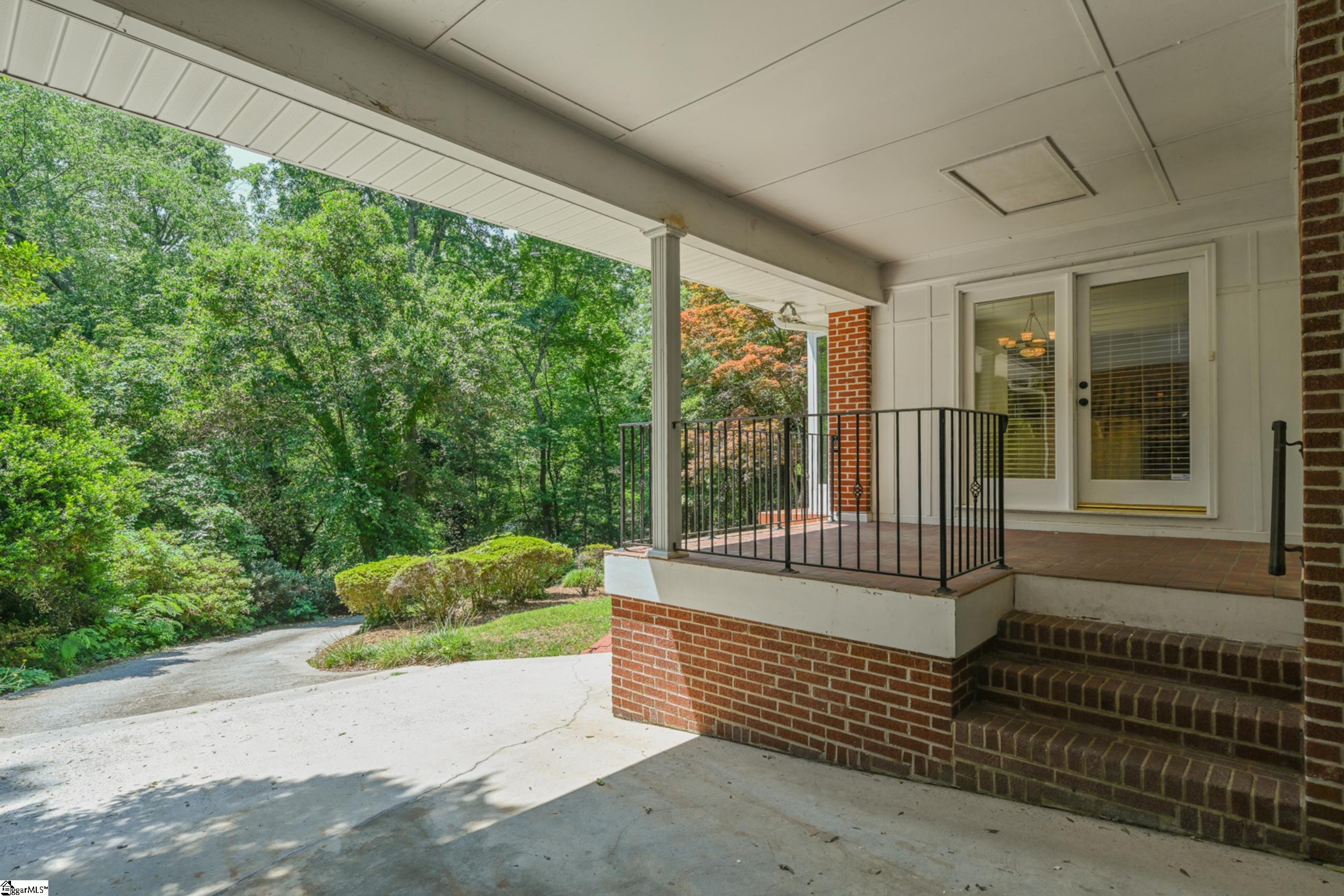 4 Estanolle Street Greenville, SC 29615