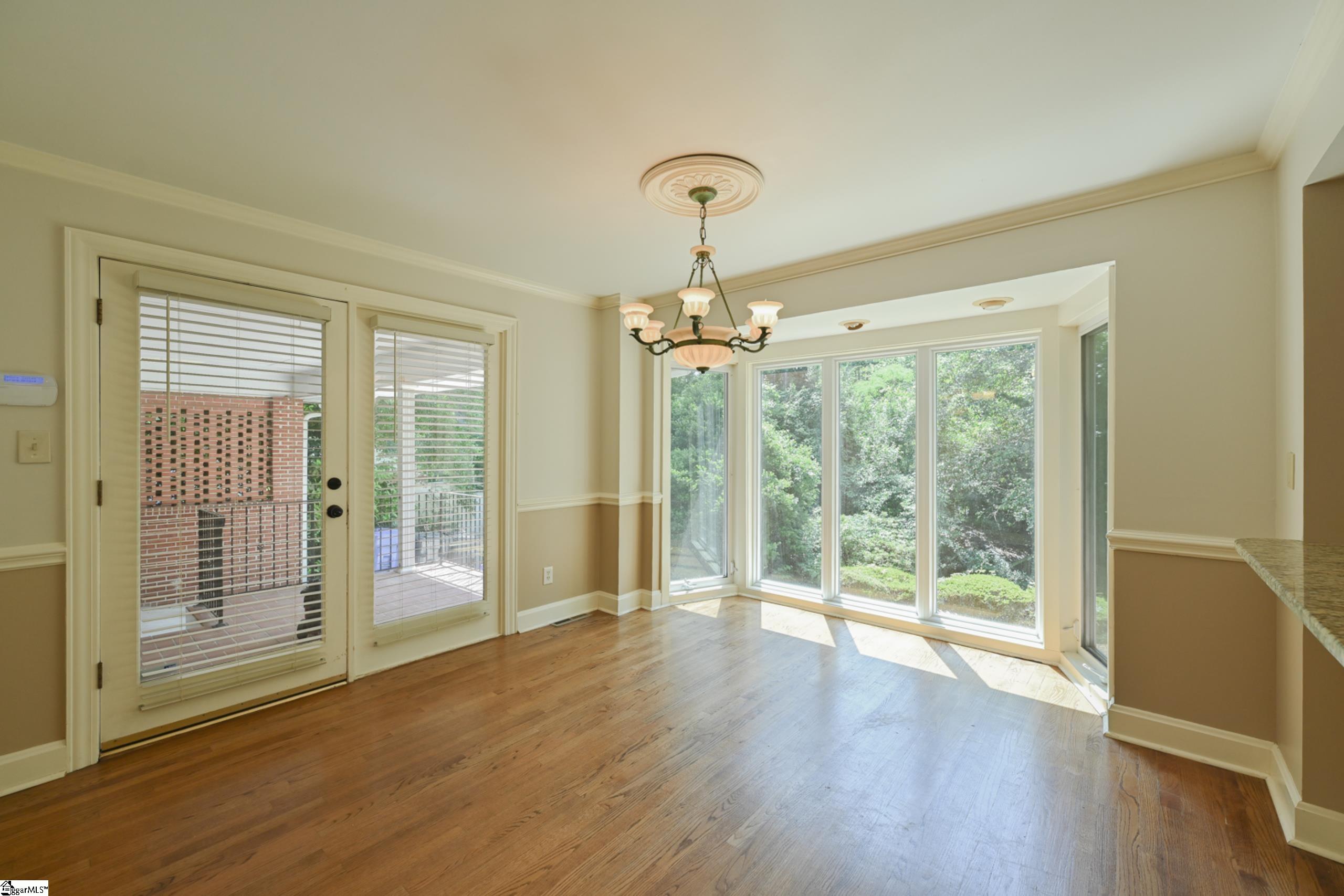 4 Estanolle Street Greenville, SC 29615