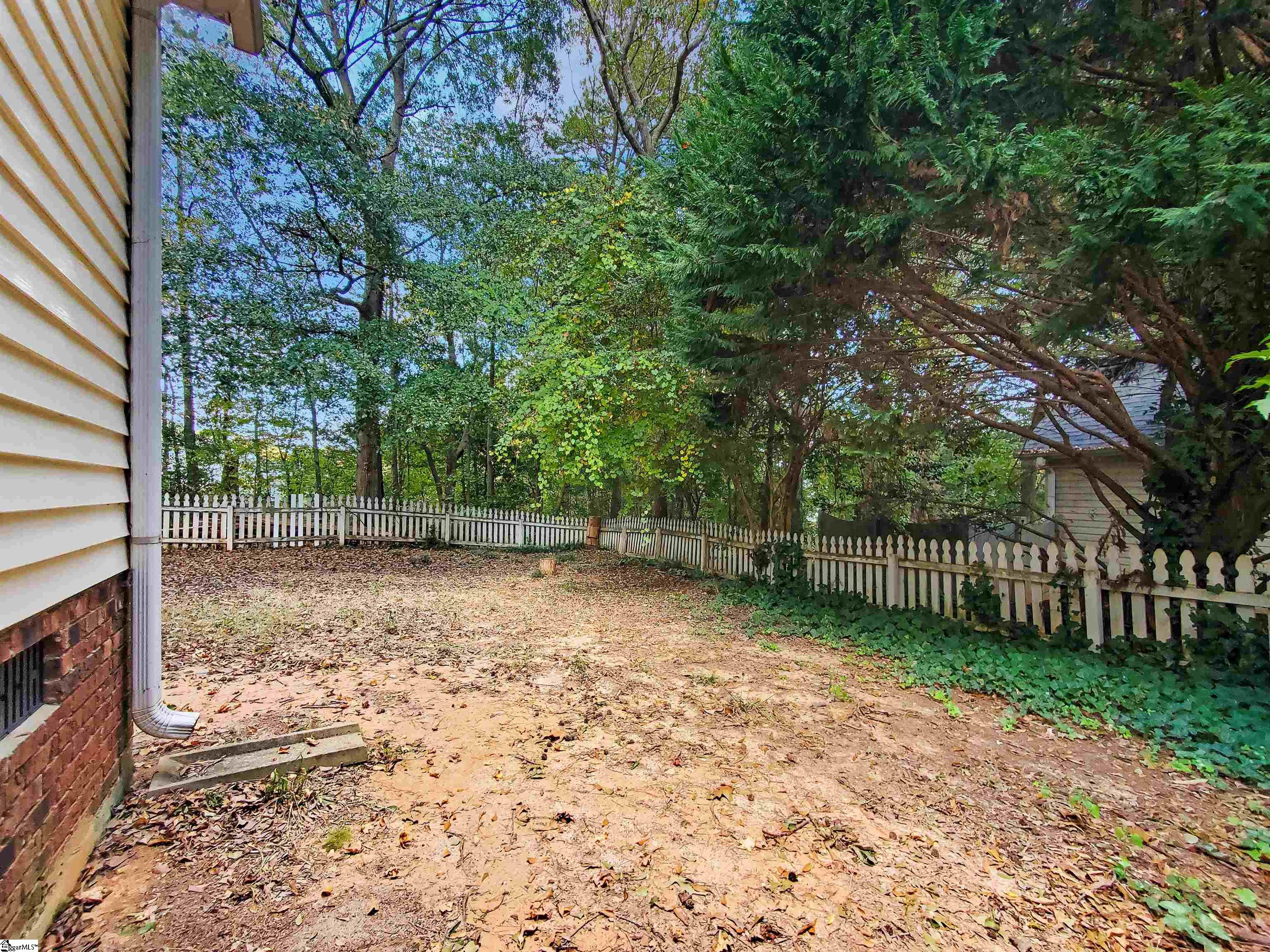 237 Oak Valley Drive Simpsonville, SC 29681