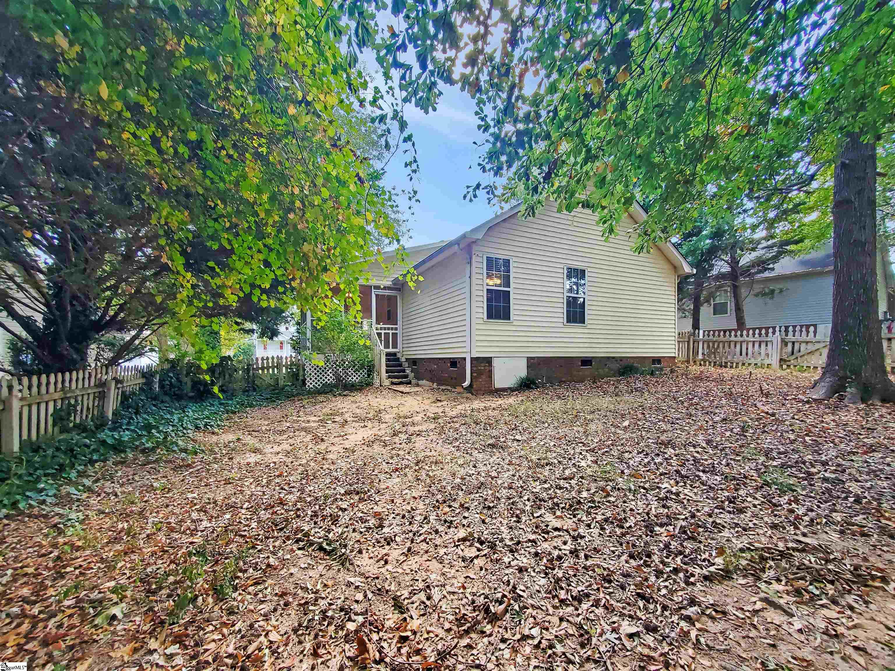 237 Oak Valley Drive Simpsonville, SC 29681
