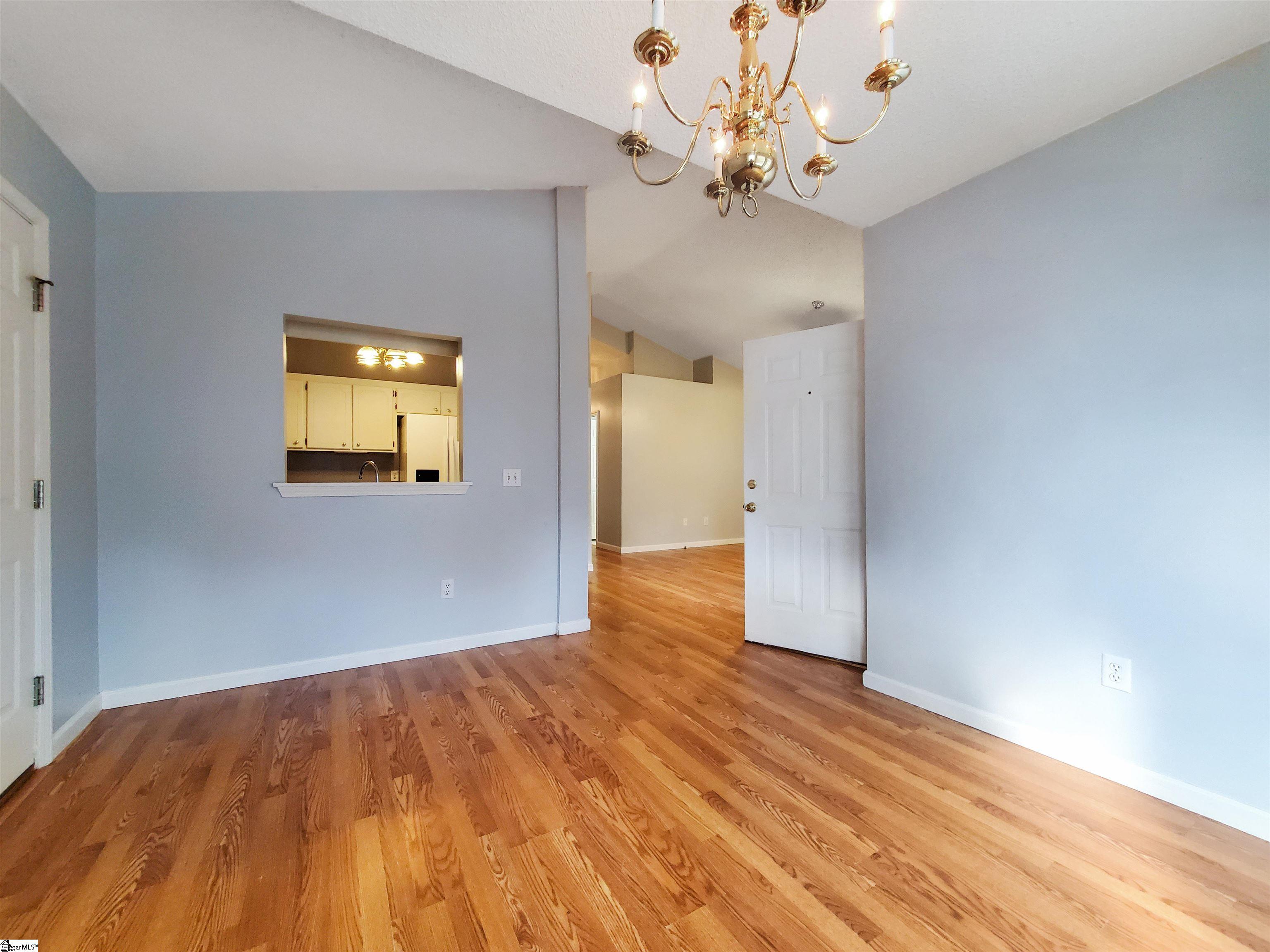 237 Oak Valley Drive Simpsonville, SC 29681