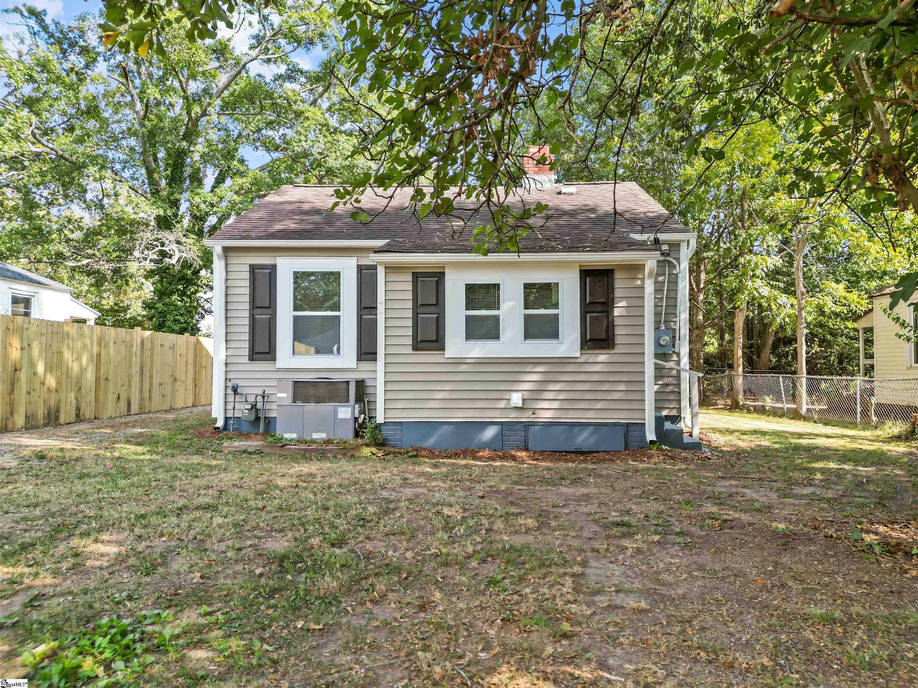 106 Camp Street Spartanburg, SC 29303