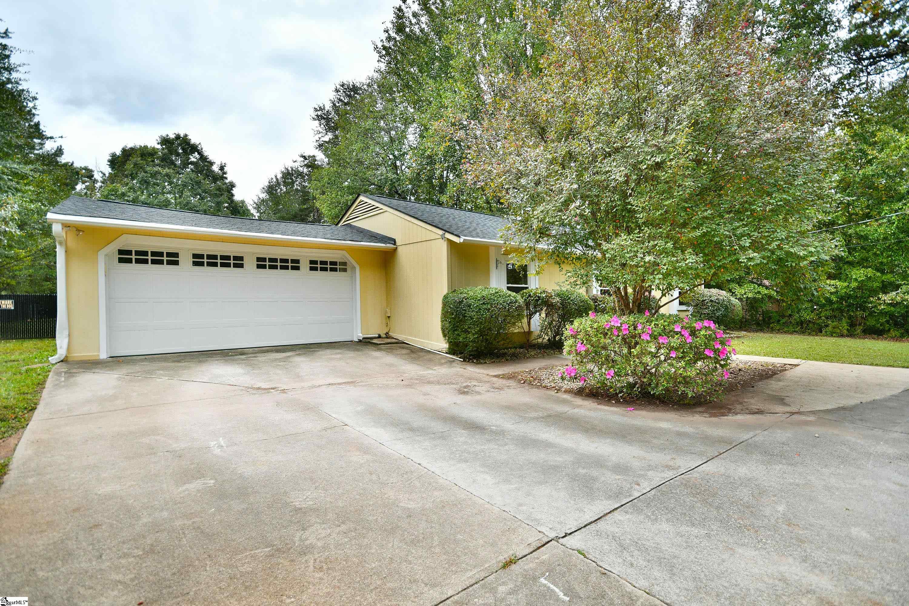 807 Madden Bridge Road Central, SC 29630