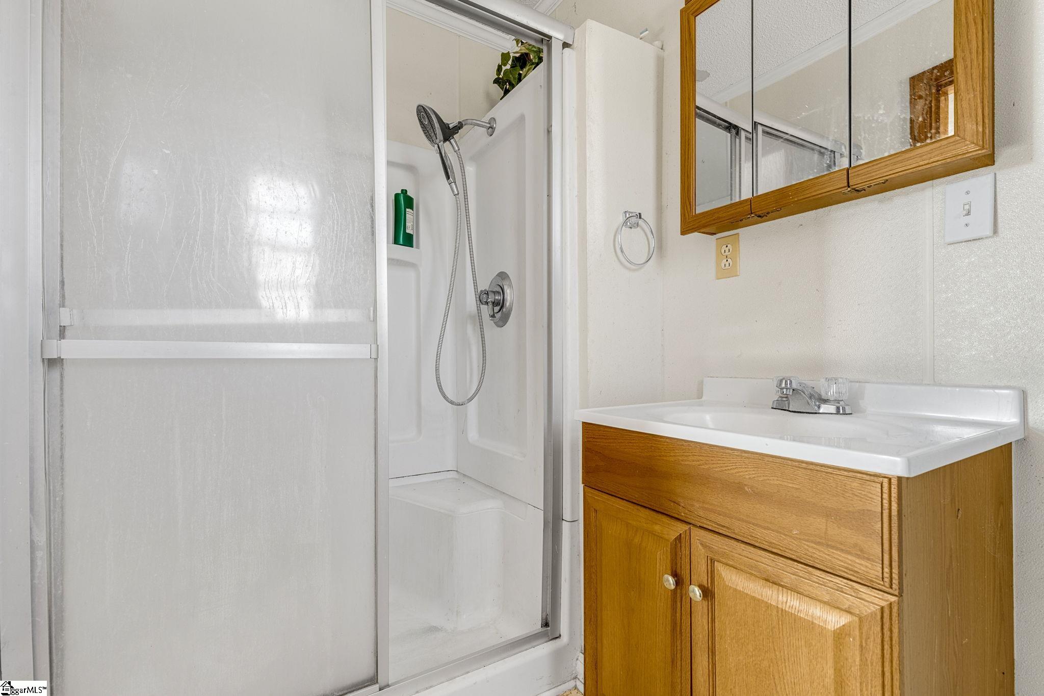 308 White Feather Circle Clinton, SC 29325