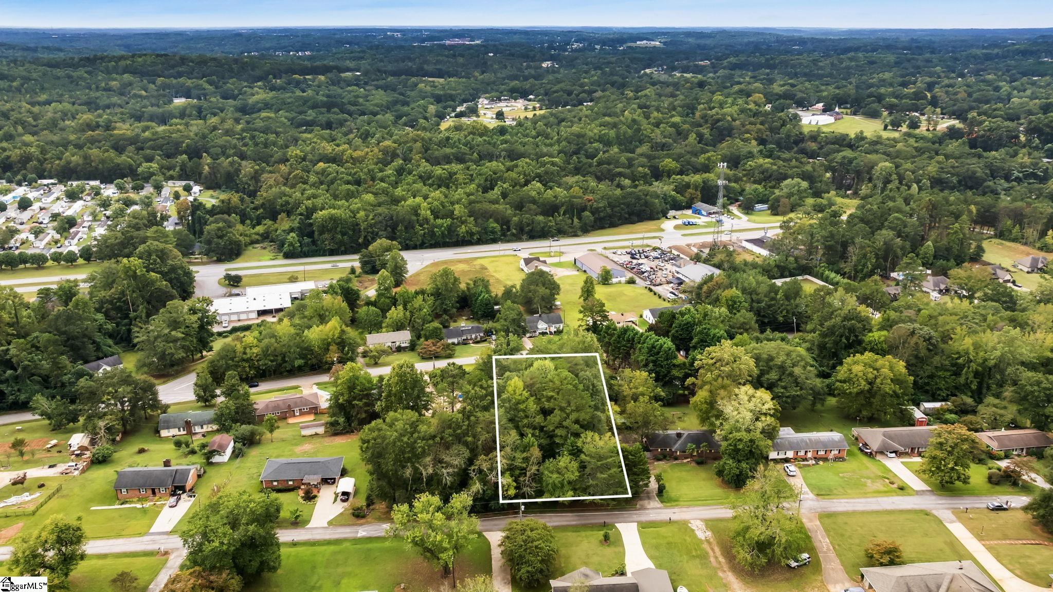11 Knollview Drive Greenville, SC 29611