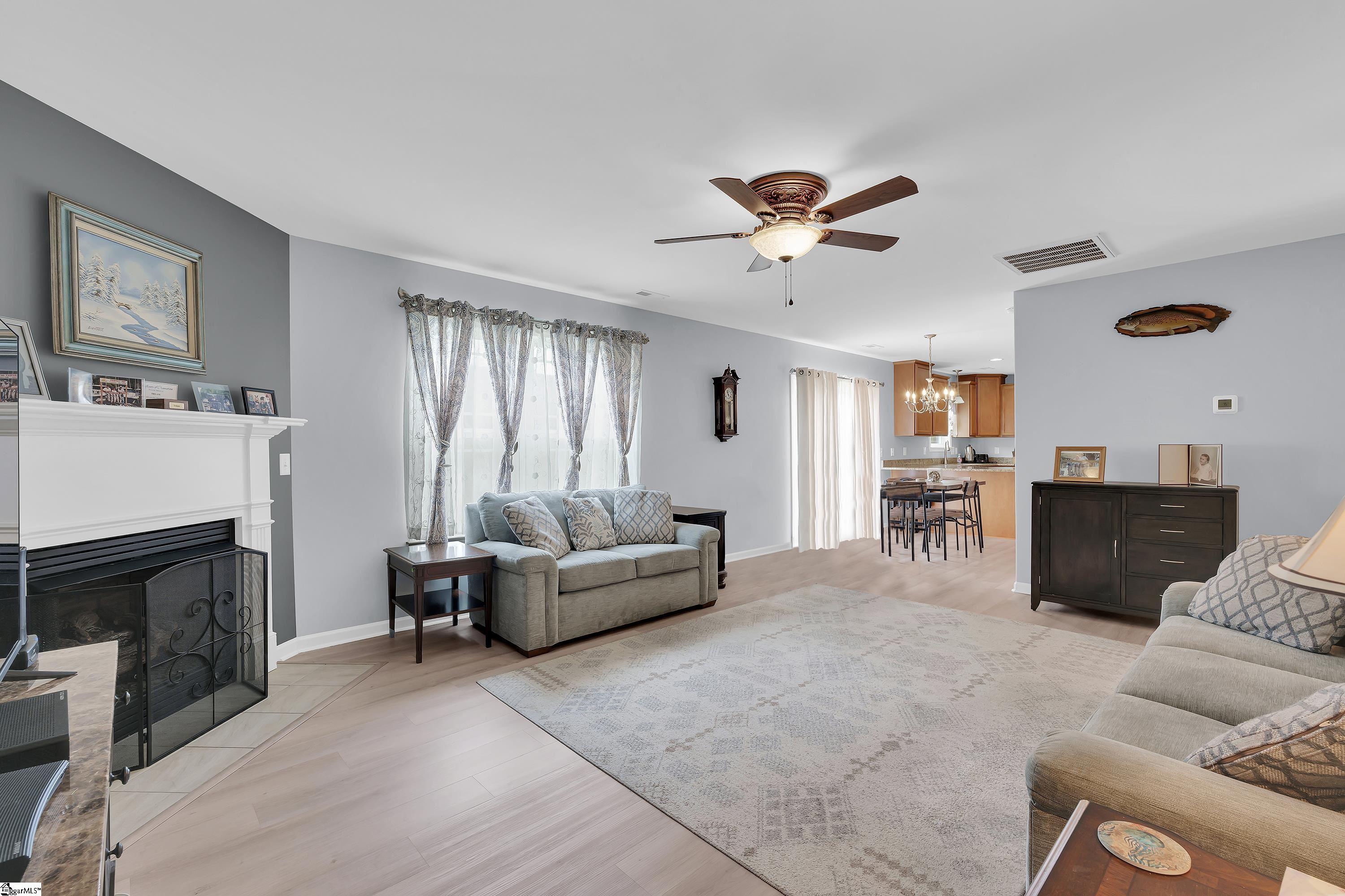 23 Ivyberry Road Simpsonville, SC 29681