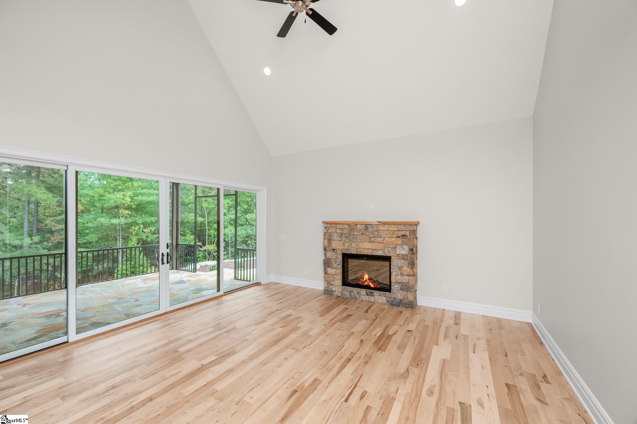 101 Pixie Moss Way Sunset, SC 29685