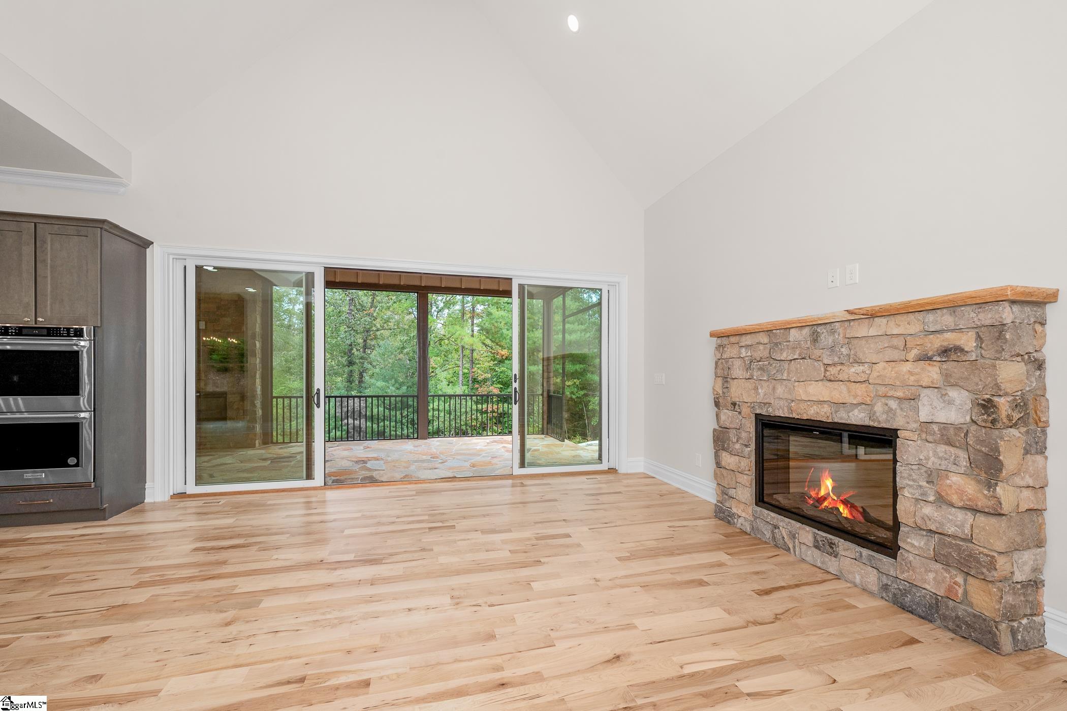 101 Pixie Moss Way Sunset, SC 29685