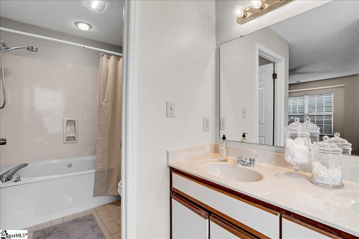 4614 Old Spartanburg Road UNIT Unit 28 Taylors, SC 29687