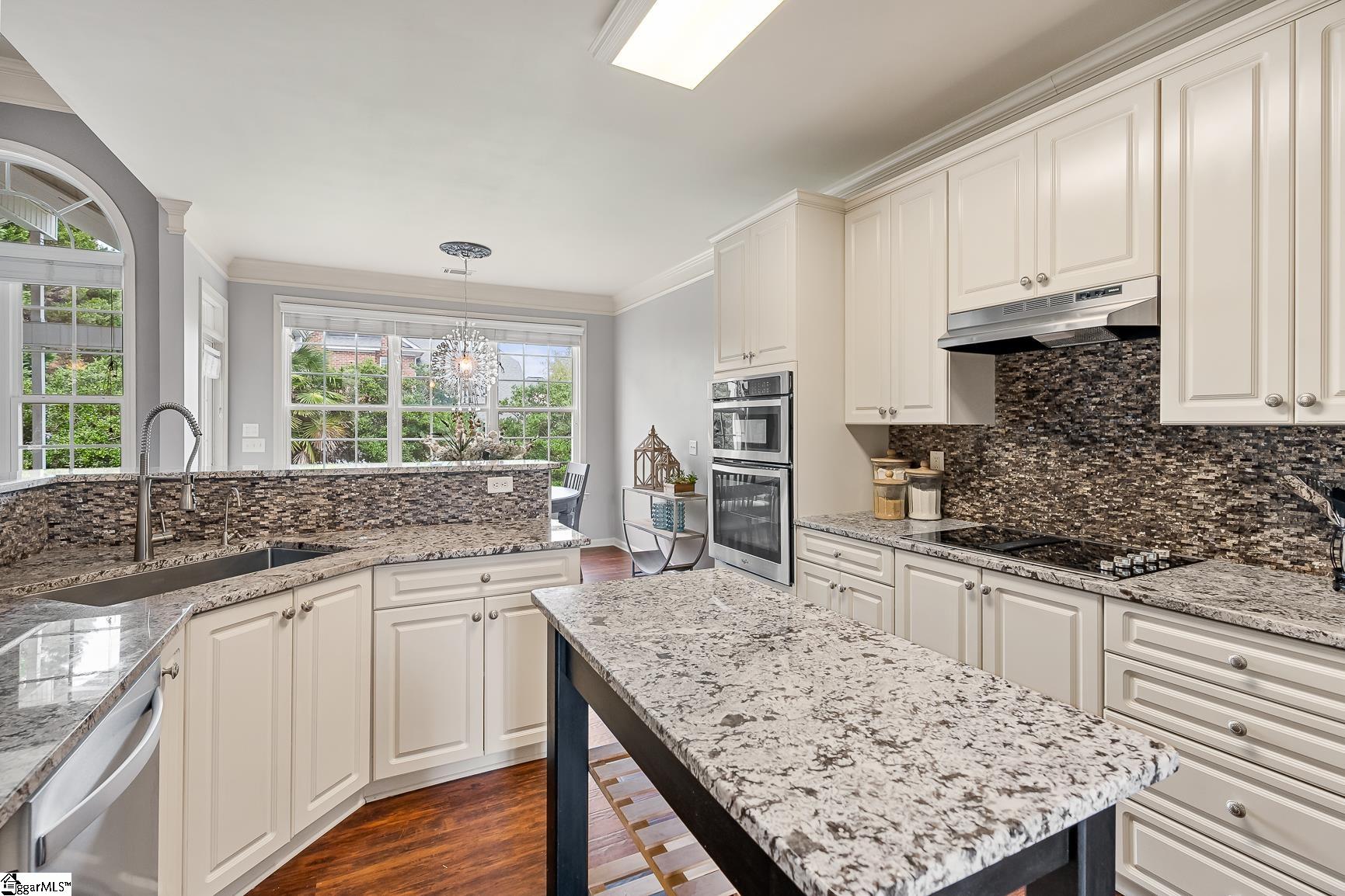 409 Heather Falls Lane Simpsonville, SC 29681