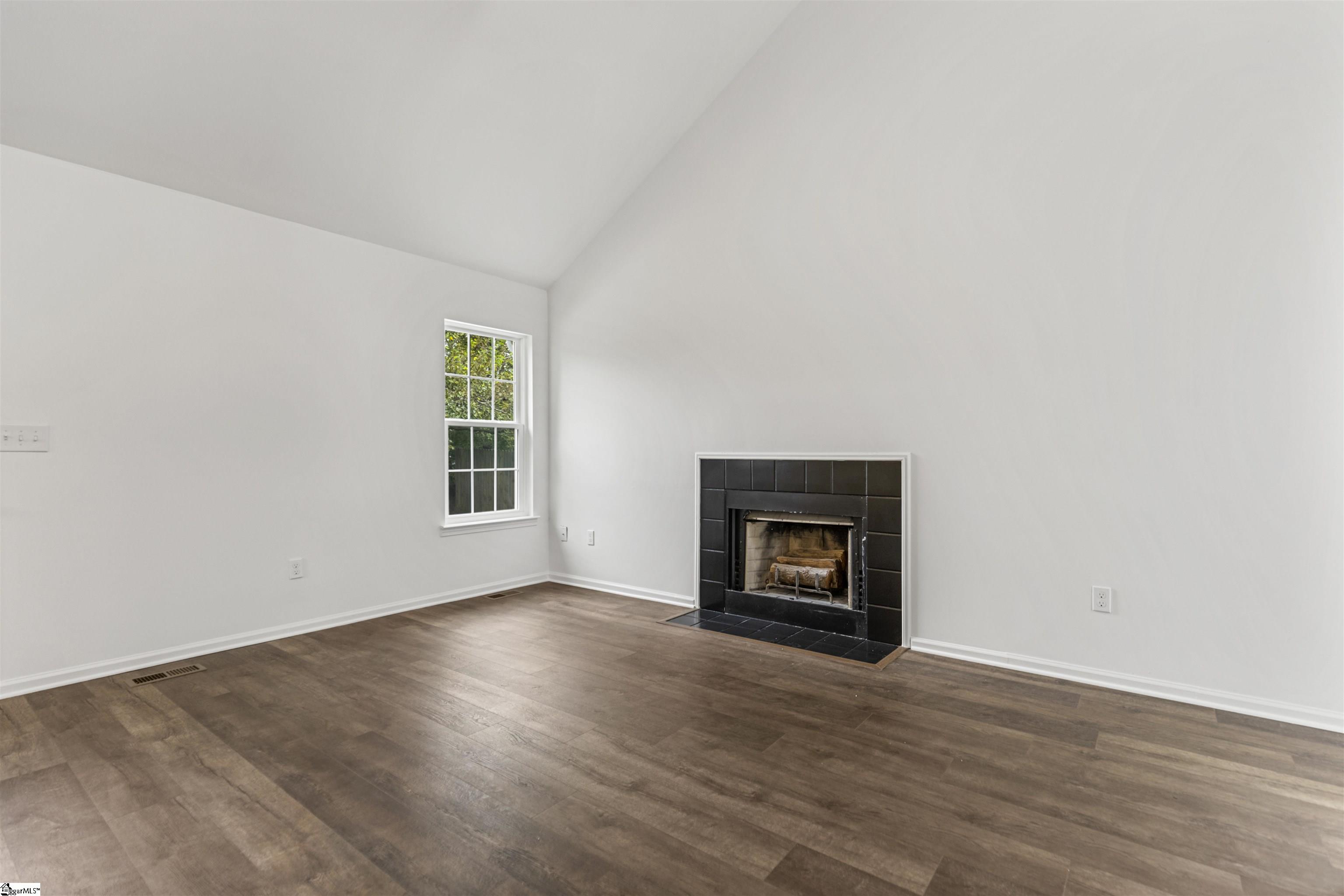 15 Haley Court Greenville, SC 29607