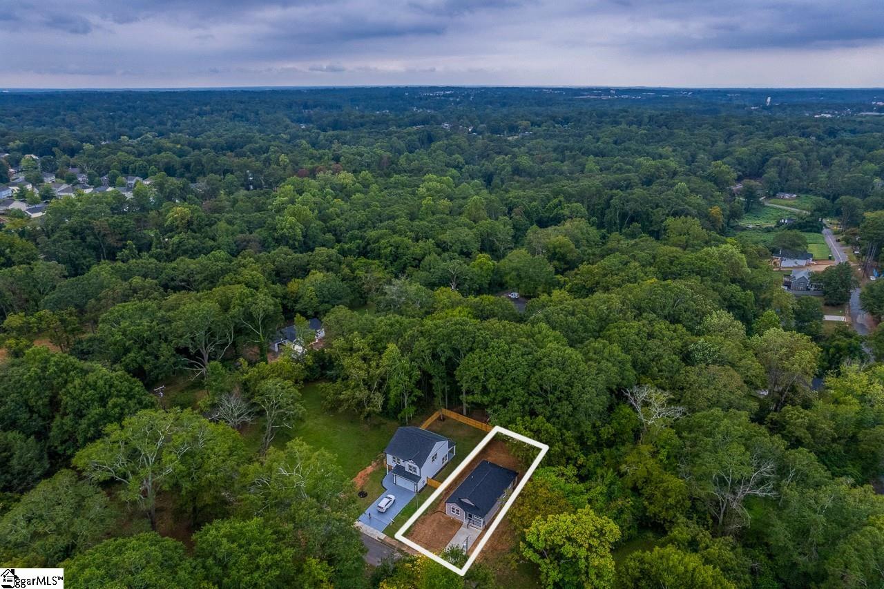 458 Tryon Street Spartanburg, SC 29301