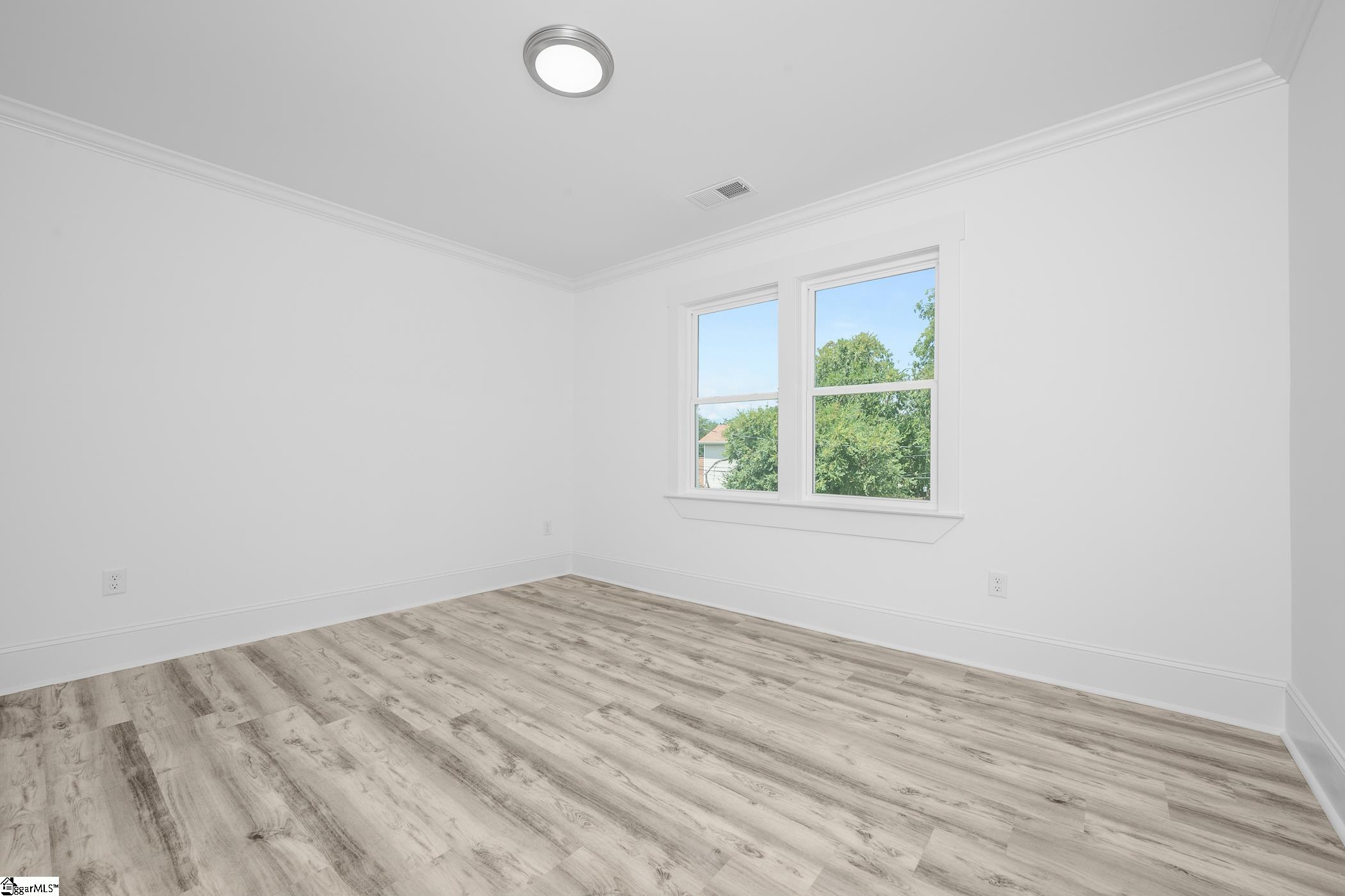 305 Valley Street Greenville, SC 29611