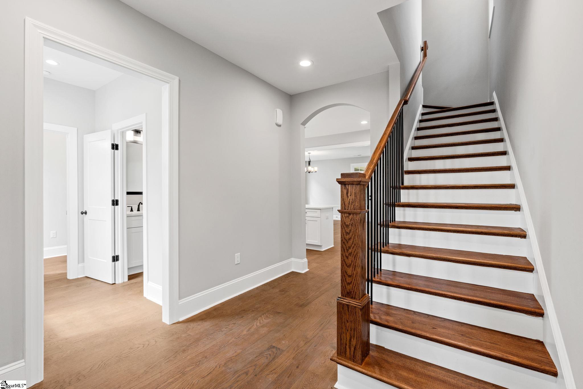 711B N Main Street Greer, SC 29651