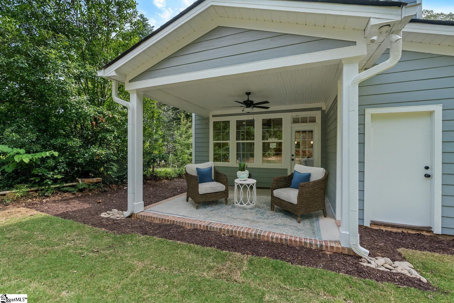 711B N Main Street Greer, SC 29651