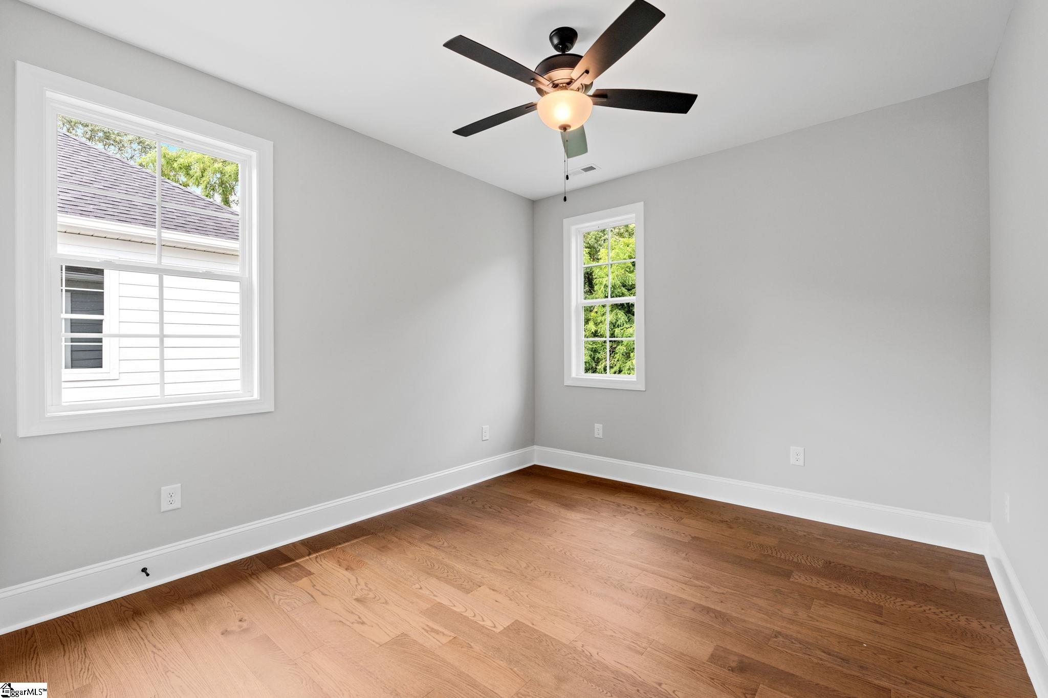 711B N Main Street Greer, SC 29651