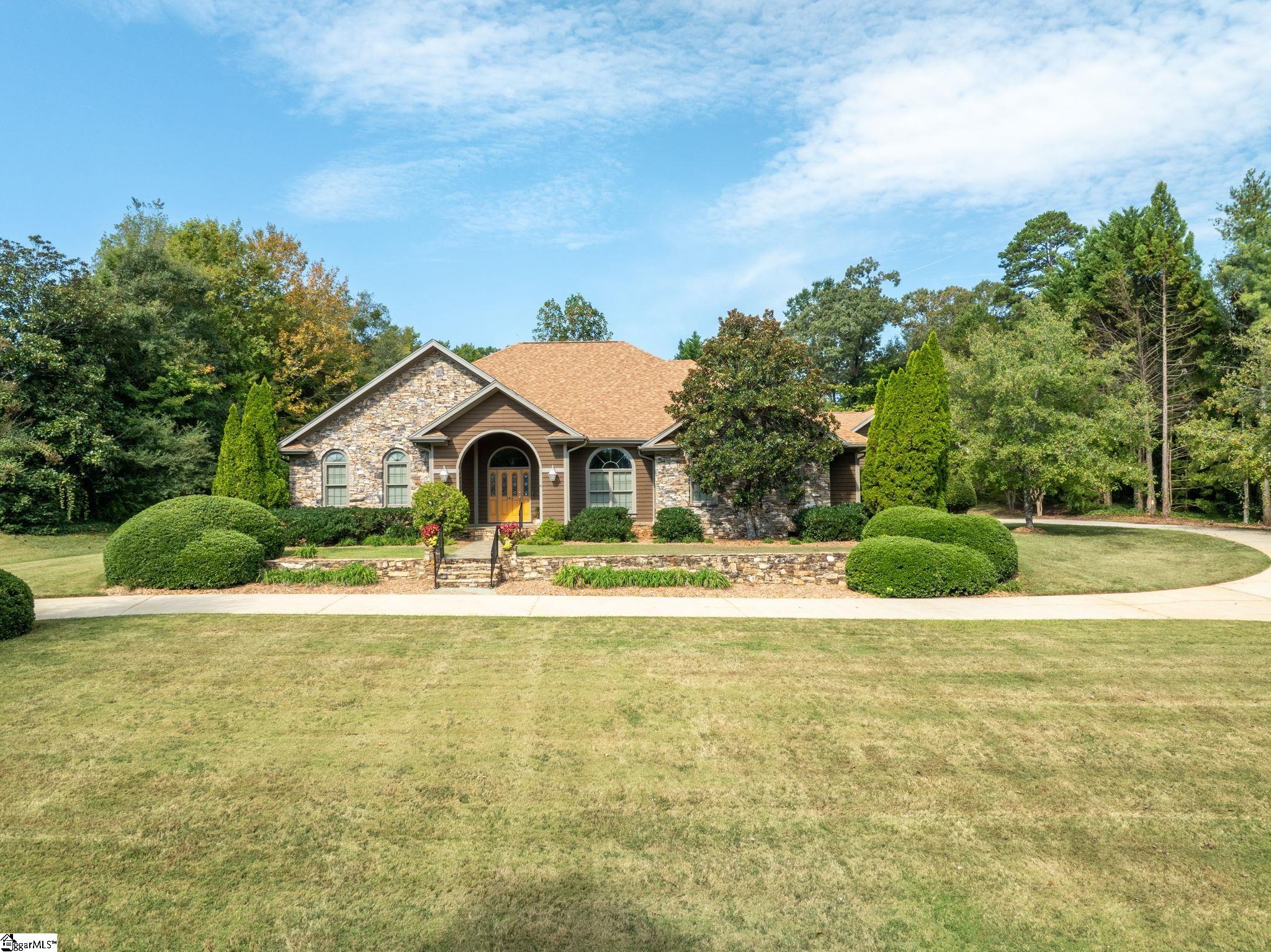 105 E Round Hill Road Greenville, SC 29617