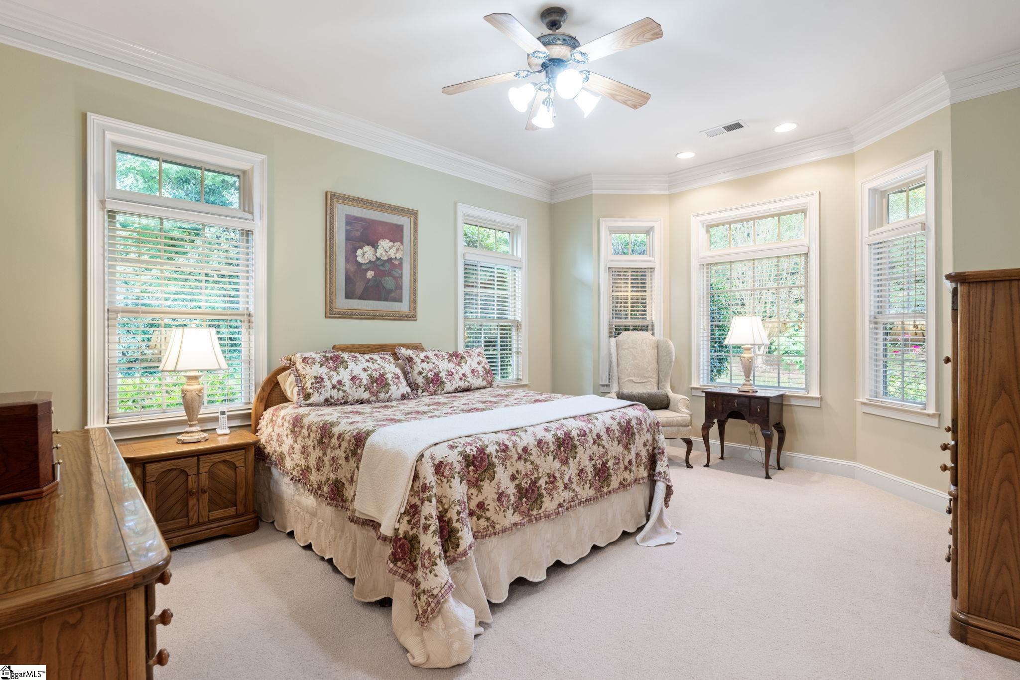 105 E Round Hill Road Greenville, SC 29617