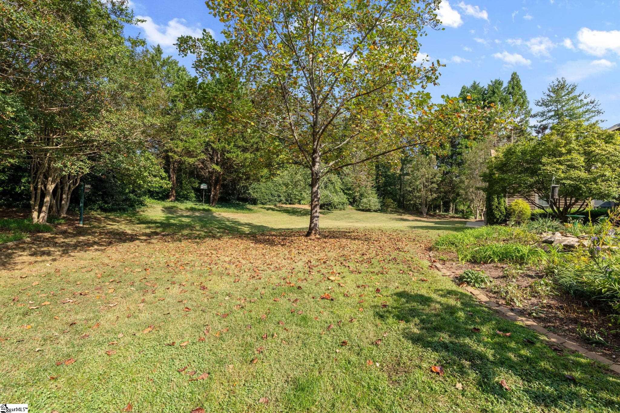 105 E Round Hill Road Greenville, SC 29617