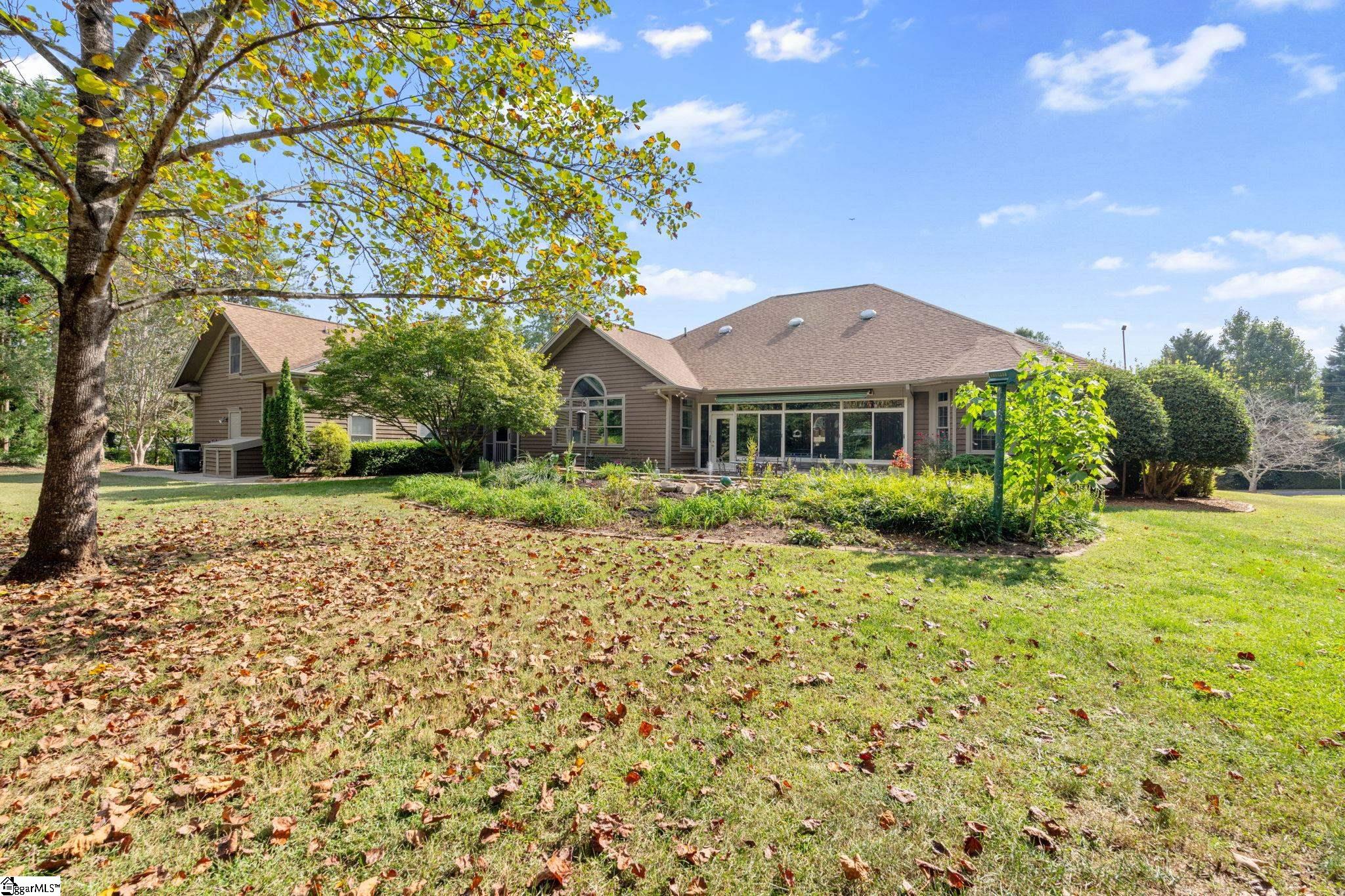 105 E Round Hill Road Greenville, SC 29617