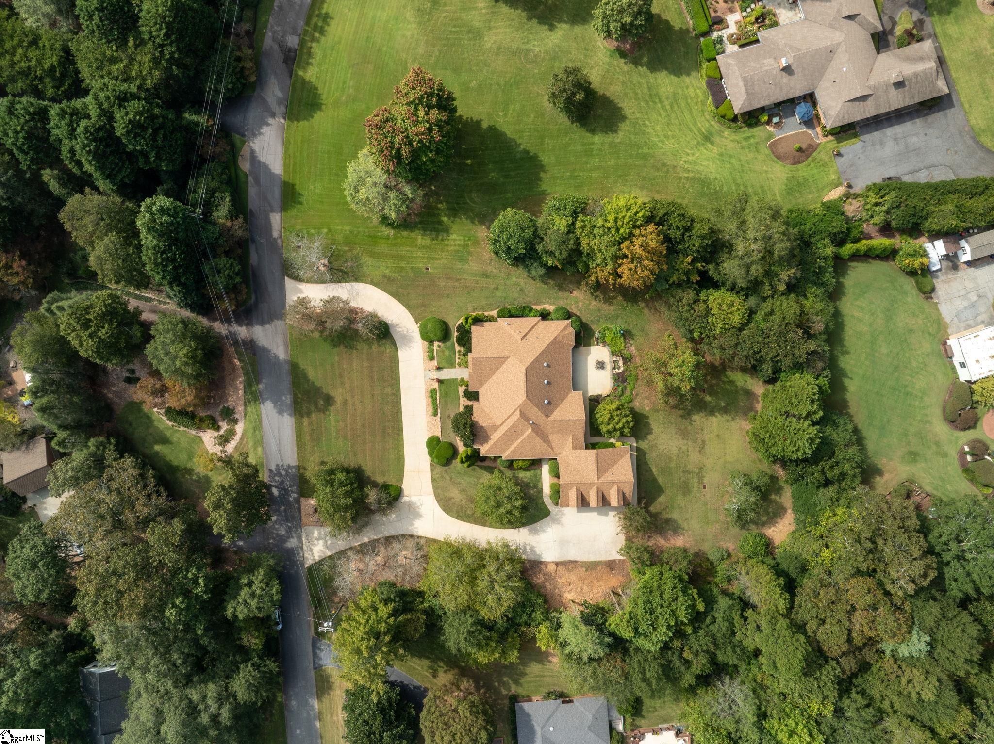 105 E Round Hill Road Greenville, SC 29617