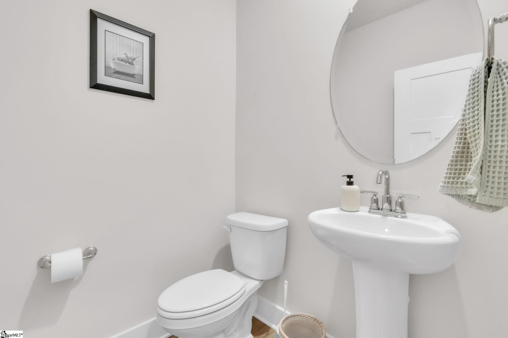 12 Shorncliffe Road Simpsonville, SC 29680