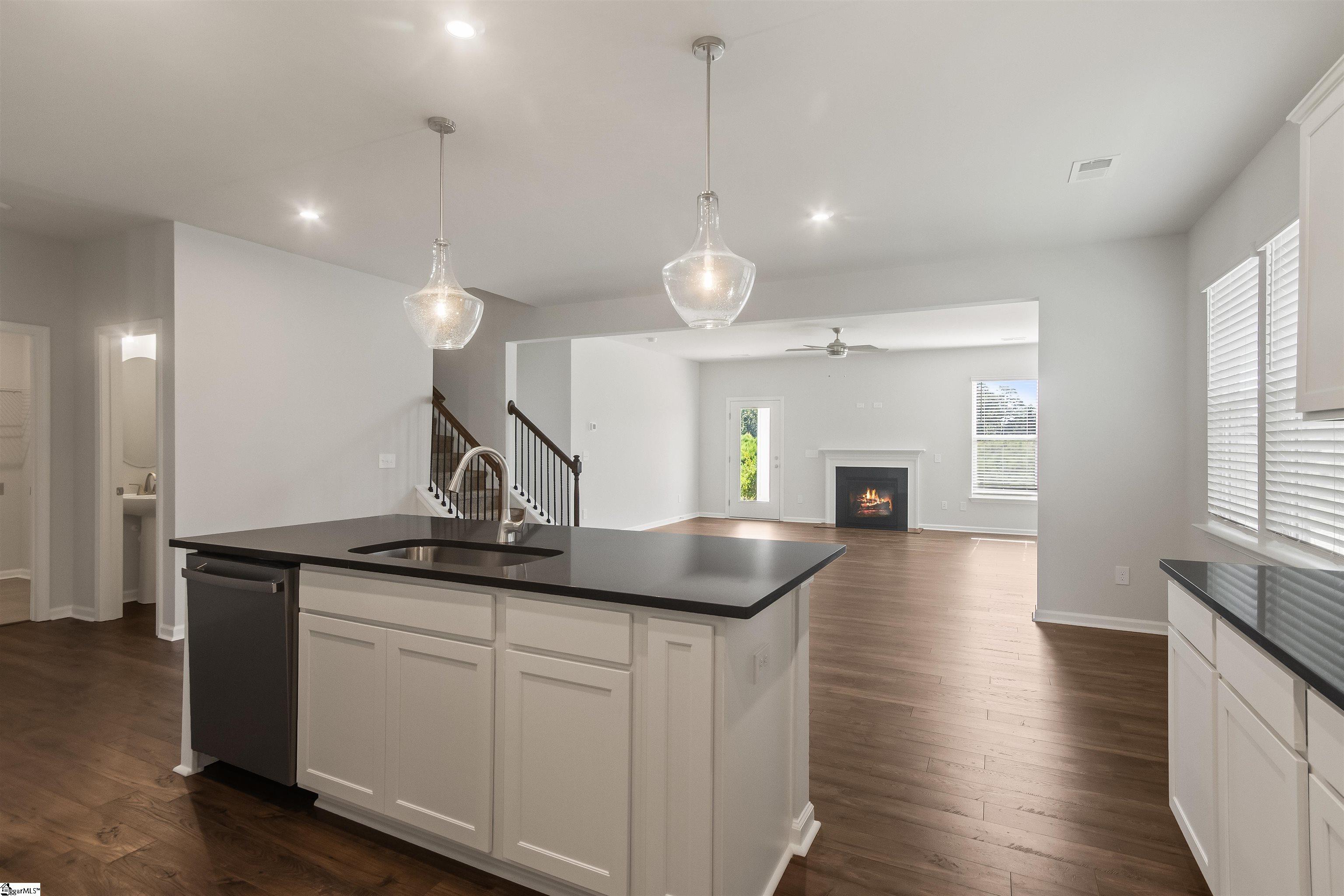 4034 Francis Spring Way Inman, SC 29349